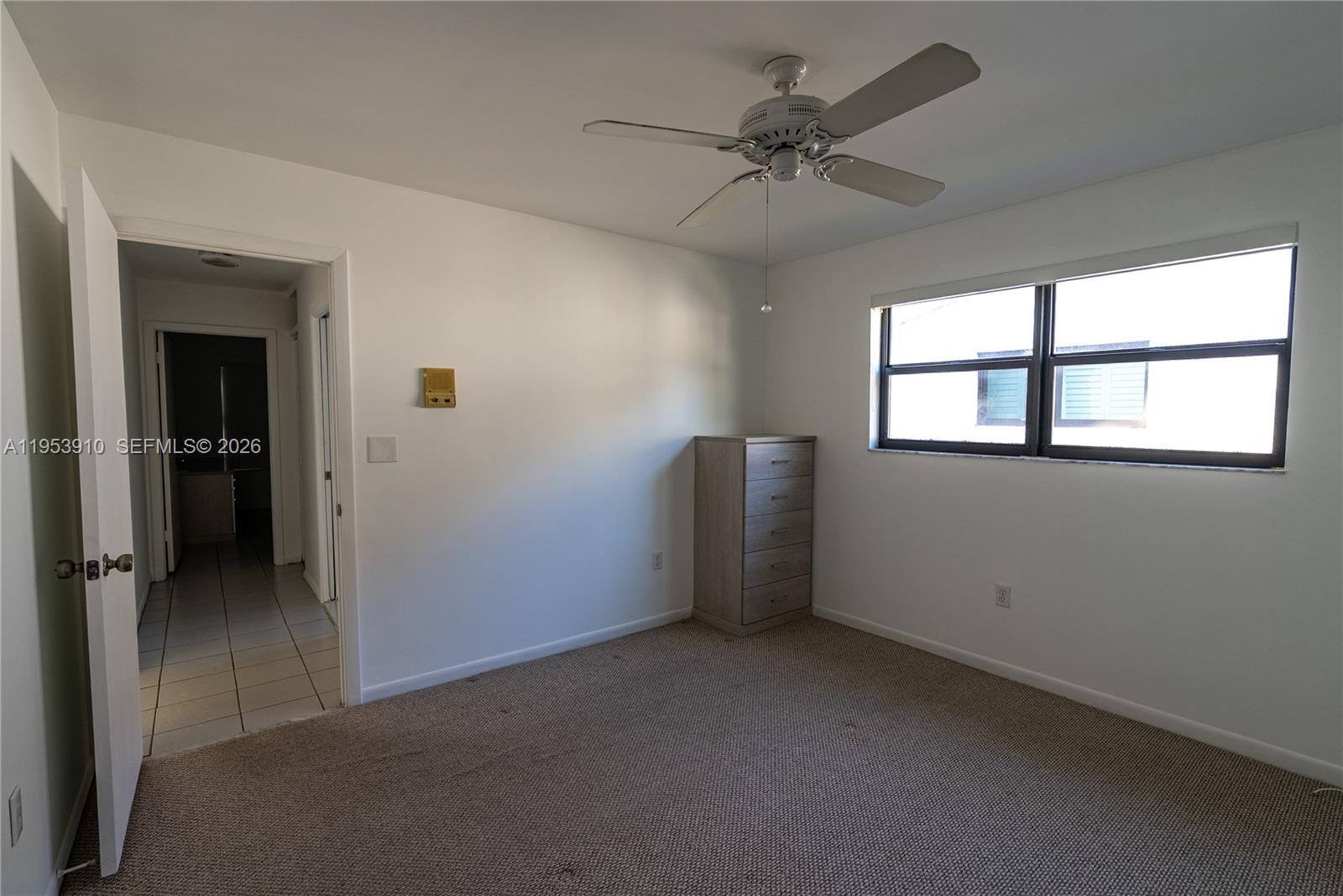 6371 Hutchinson Rd Miami Lakes, FL 33014