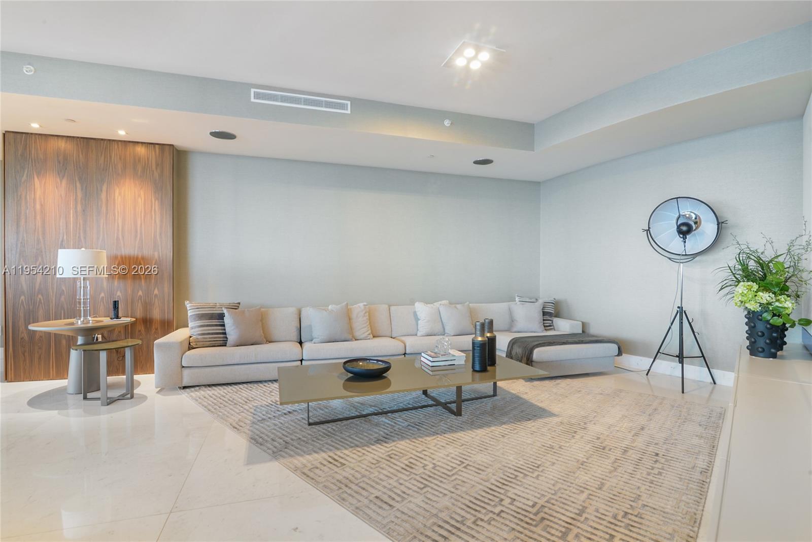 image Porsche Design Tower2