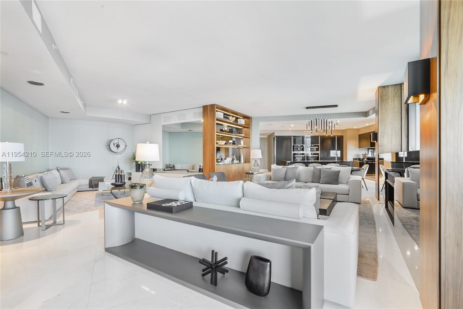 image Porsche Design Tower4