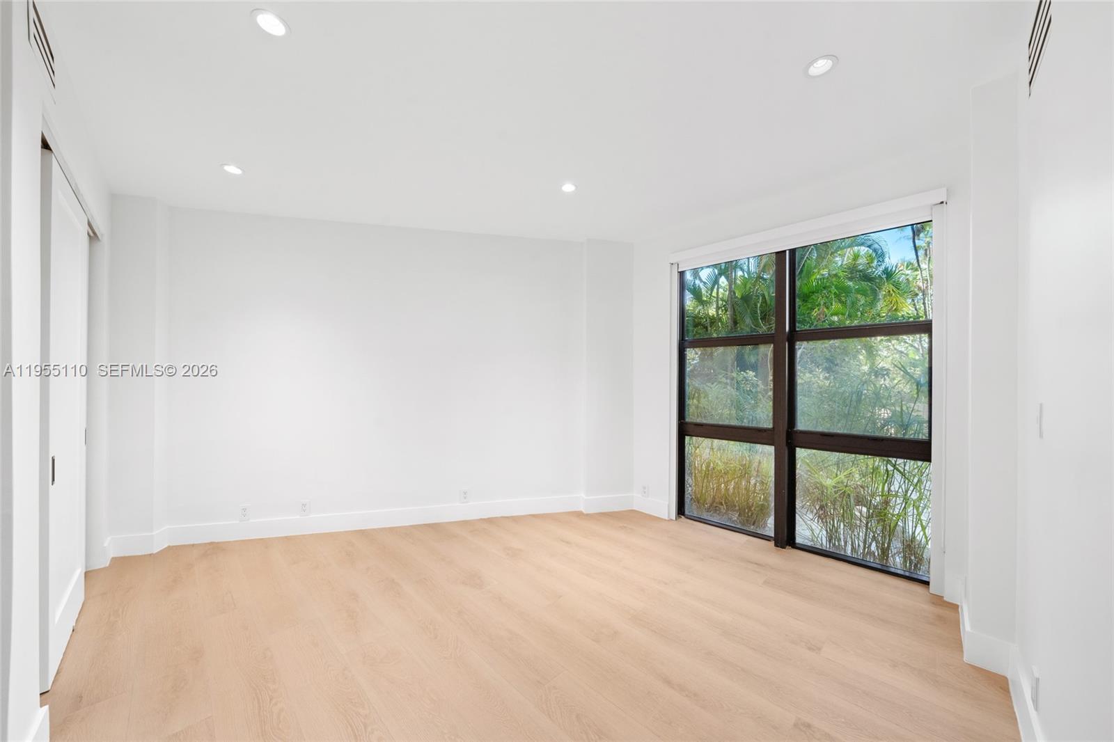 image Towers of Key Biscayne10