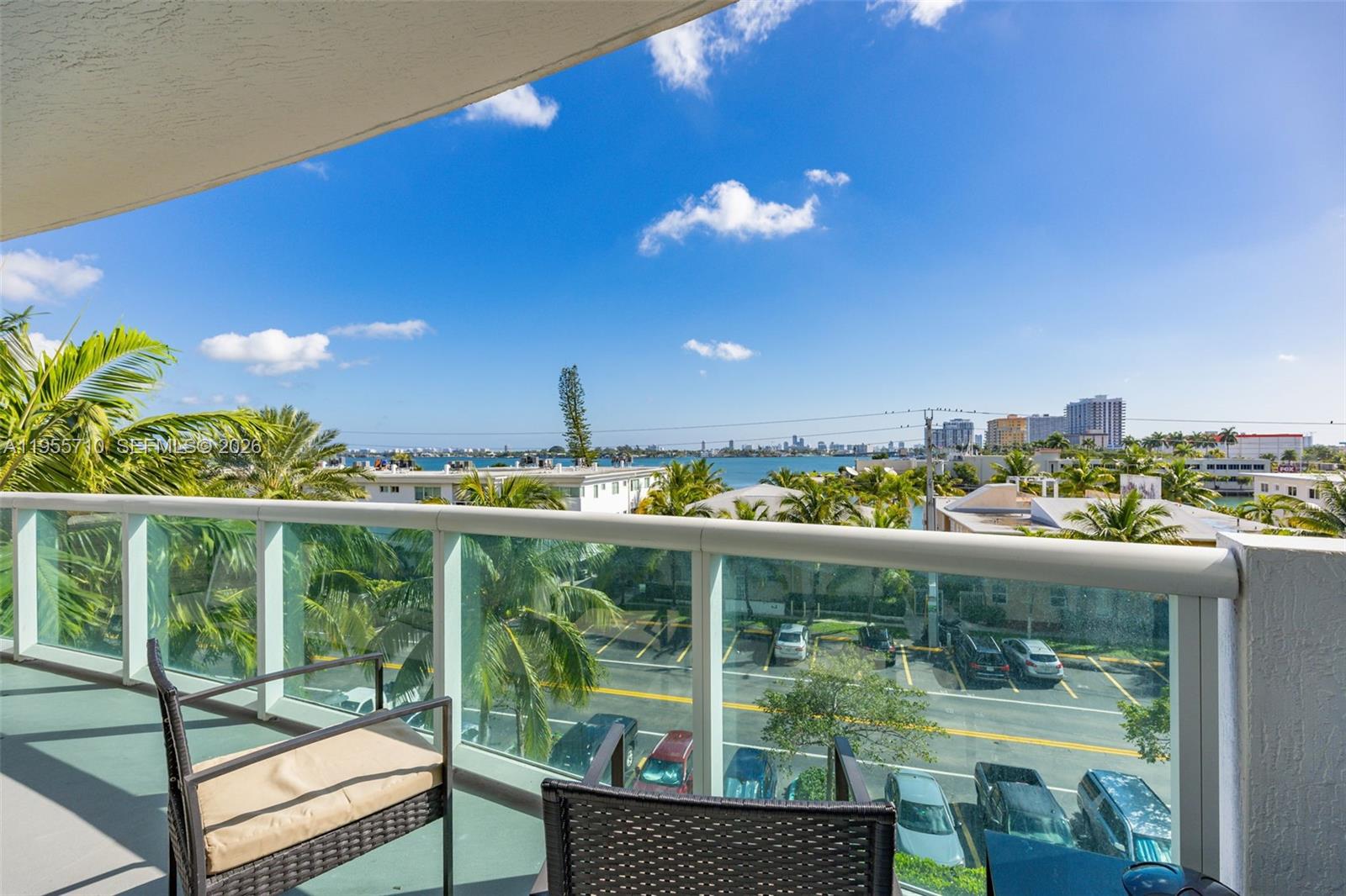 7910 Harbor Is Dr #402 North Bay Village, FL 33141