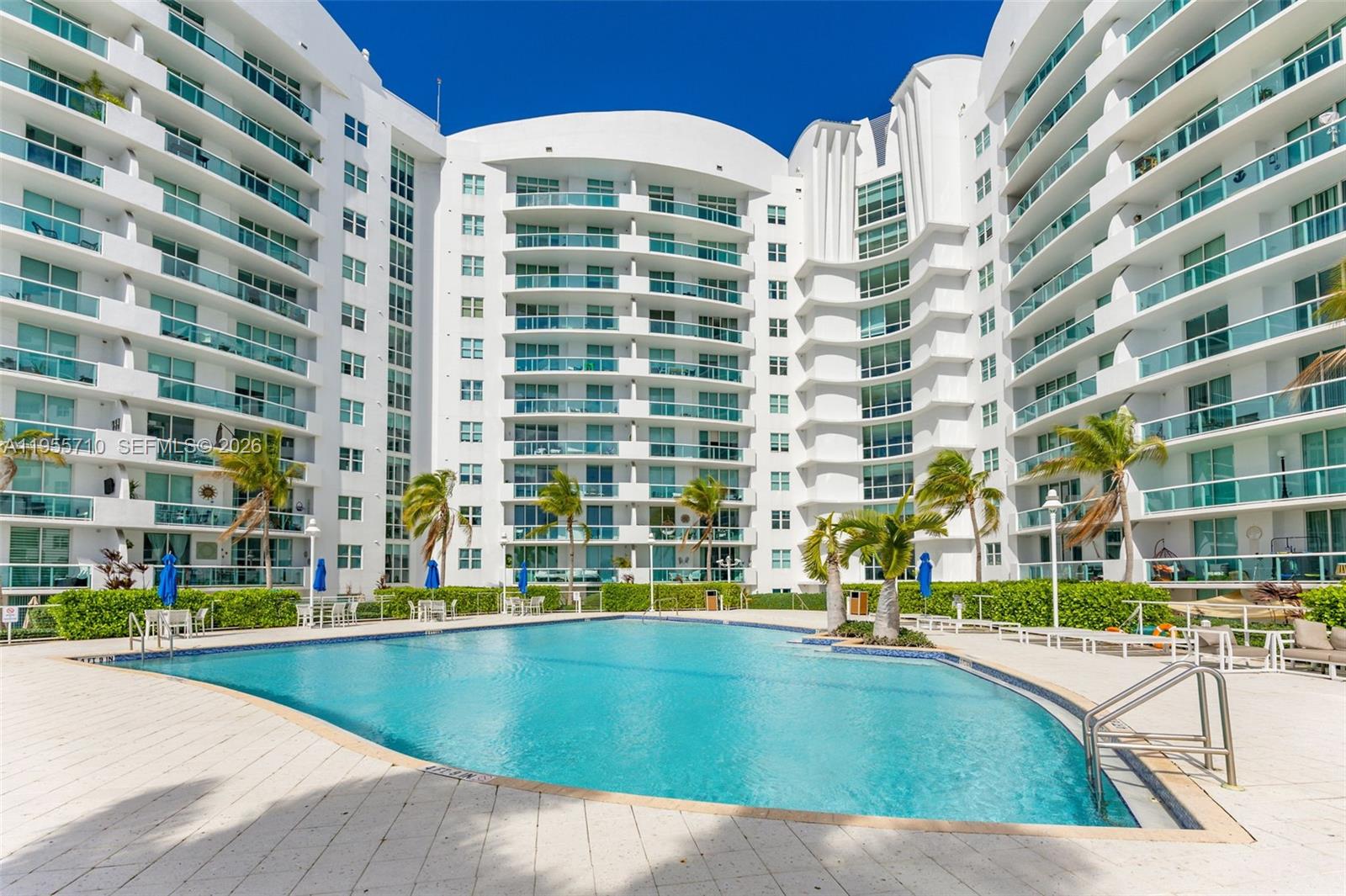 7910 Harbor Is Dr #402 North Bay Village, FL 33141