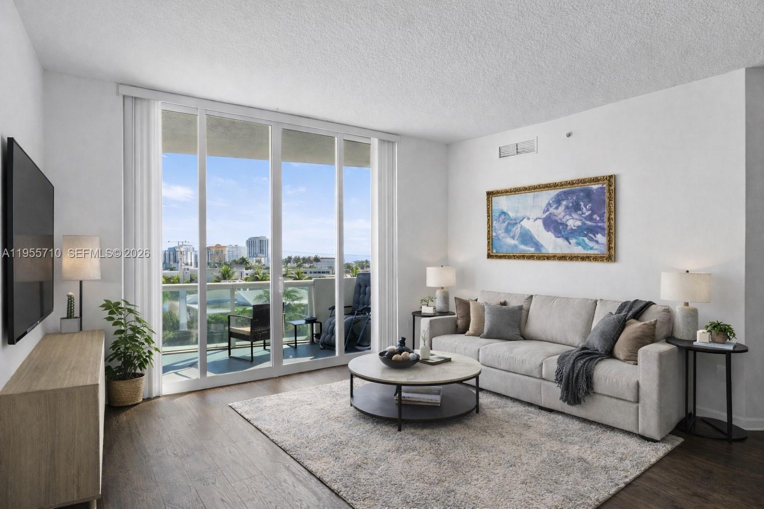 7910 Harbor Is Dr #402 North Bay Village, FL 33141