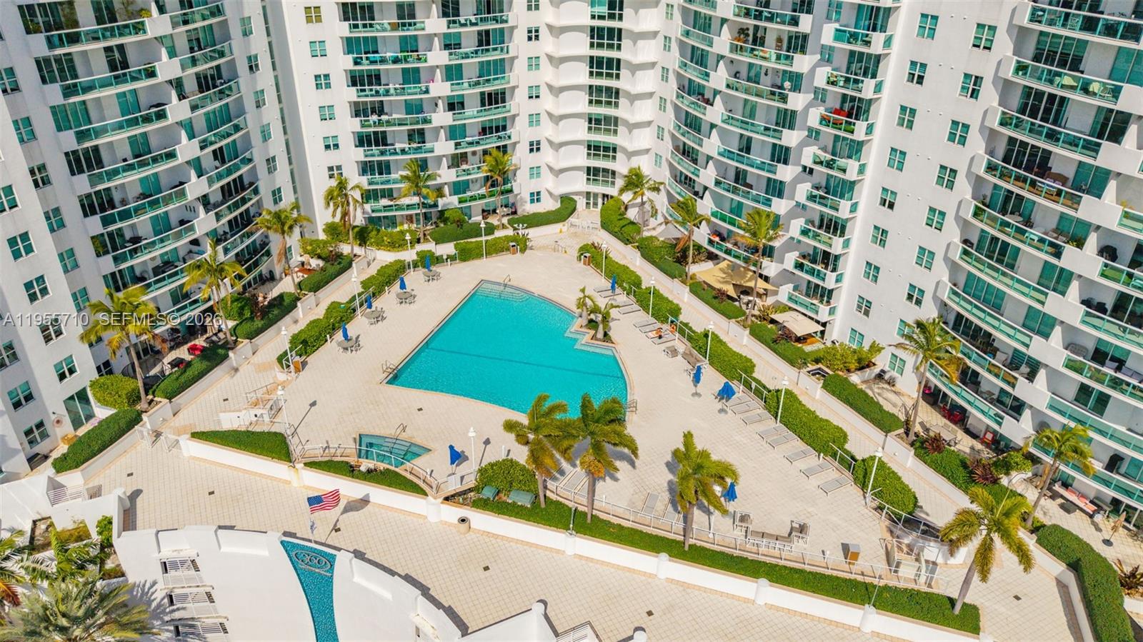 7910 Harbor Is Dr #402 North Bay Village, FL 33141