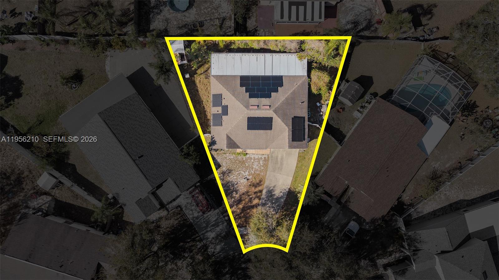 327 Ridge Ct Other, FL 32712