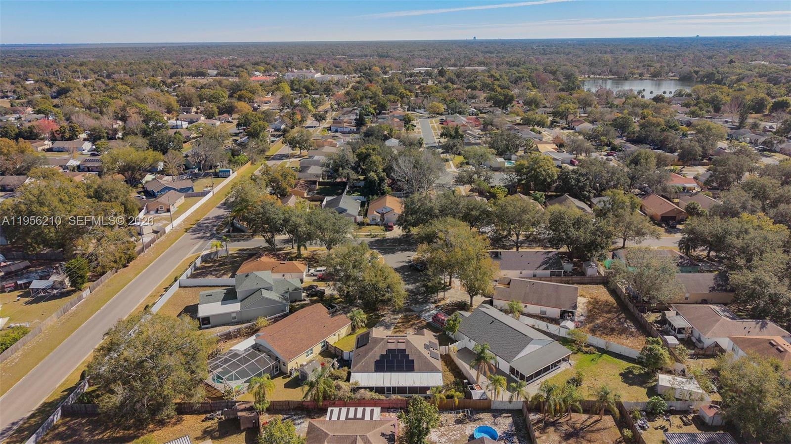 327 Ridge Ct Other, FL 32712