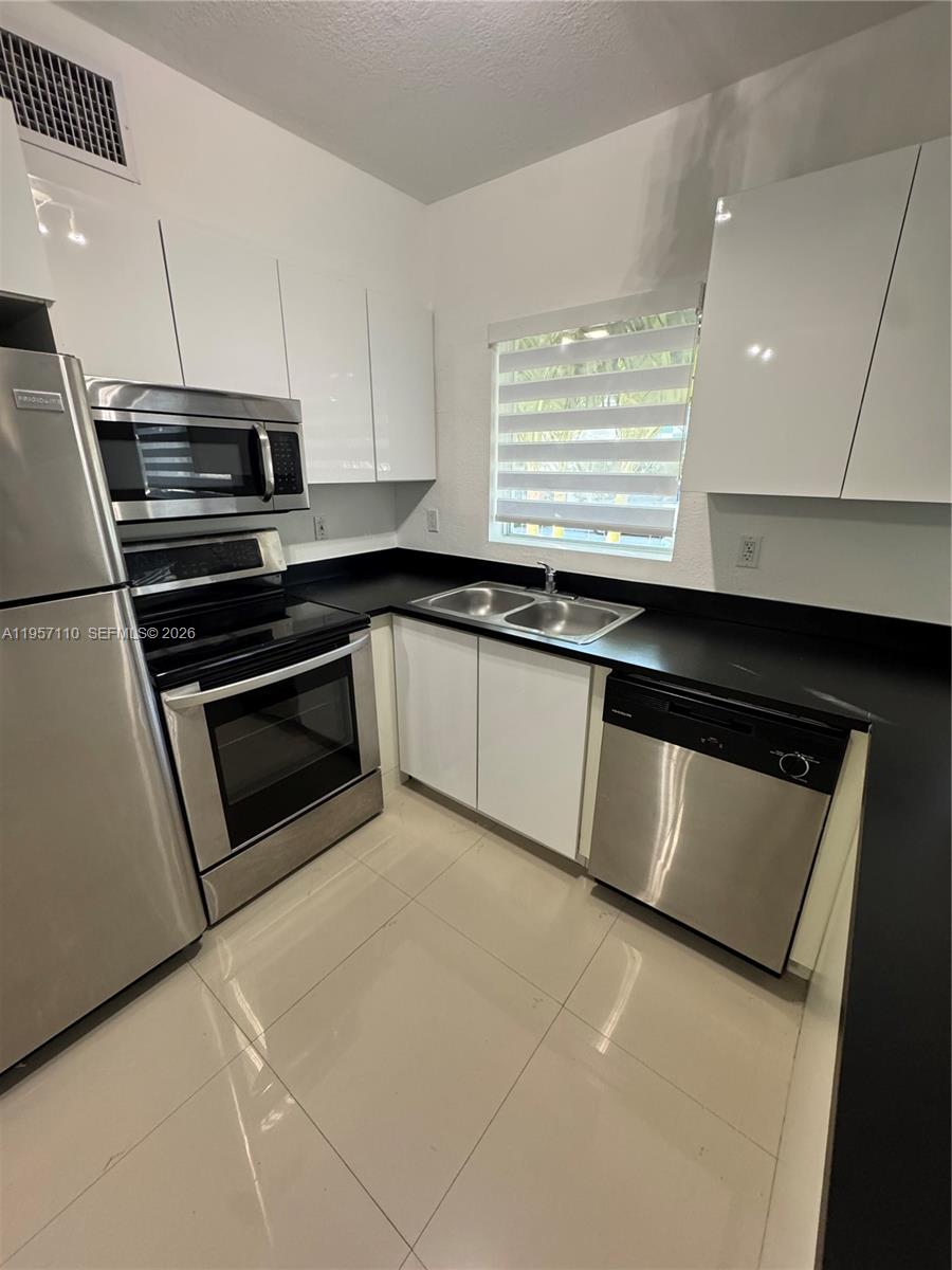 8035 Crespi Blvd #1 Miami Beach, FL 33141