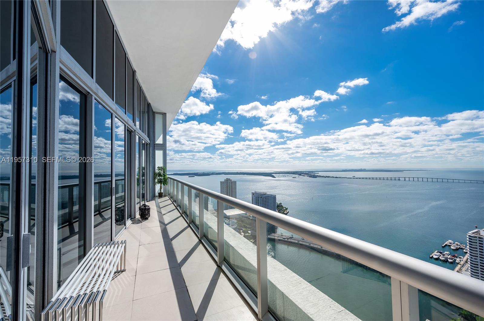 image Icon Brickell I15