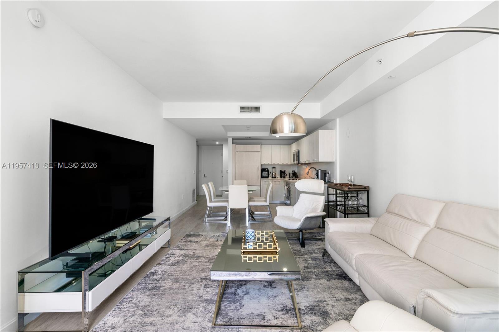 image Brickell Heights West15