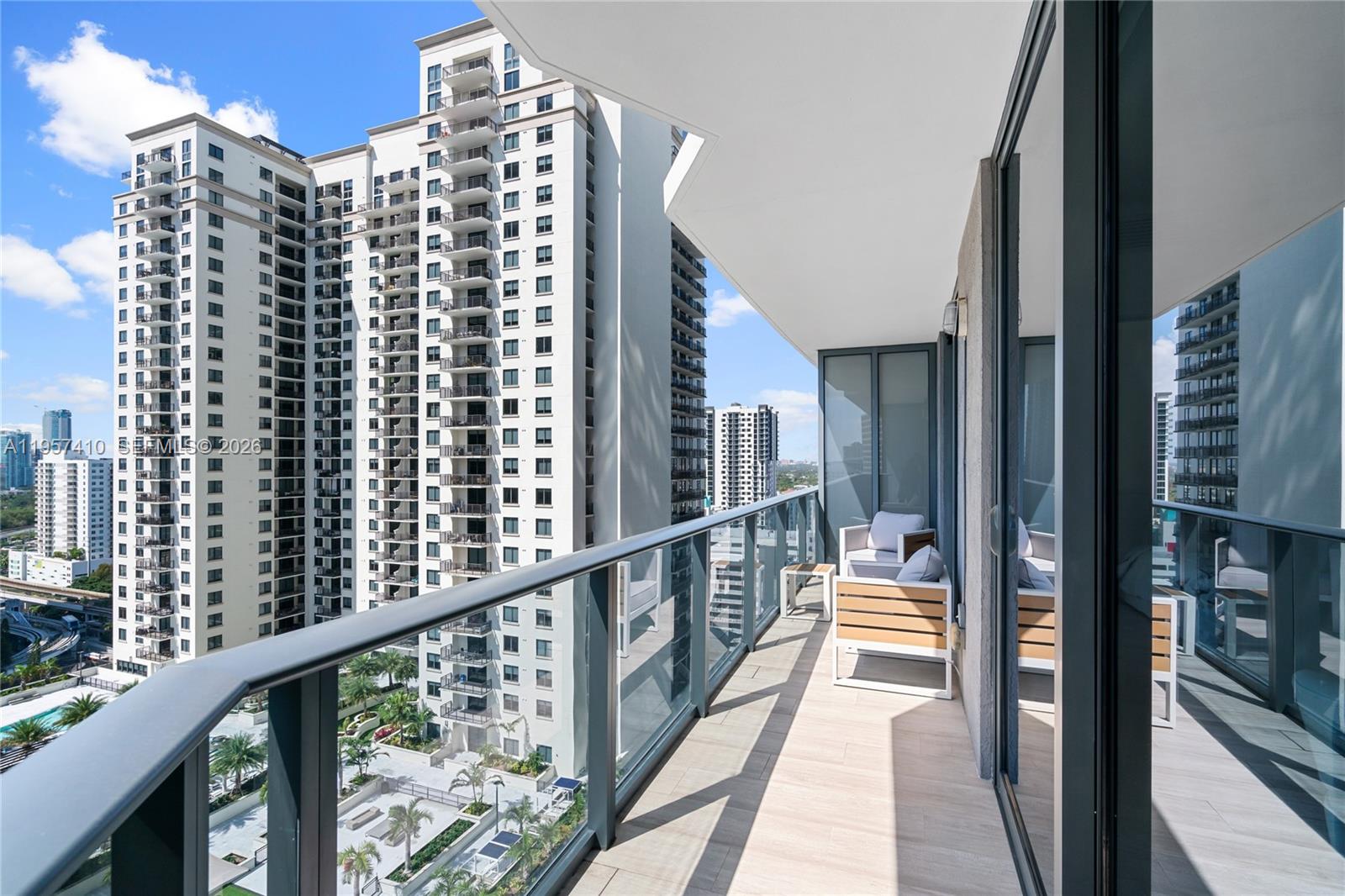 image Brickell Heights West24