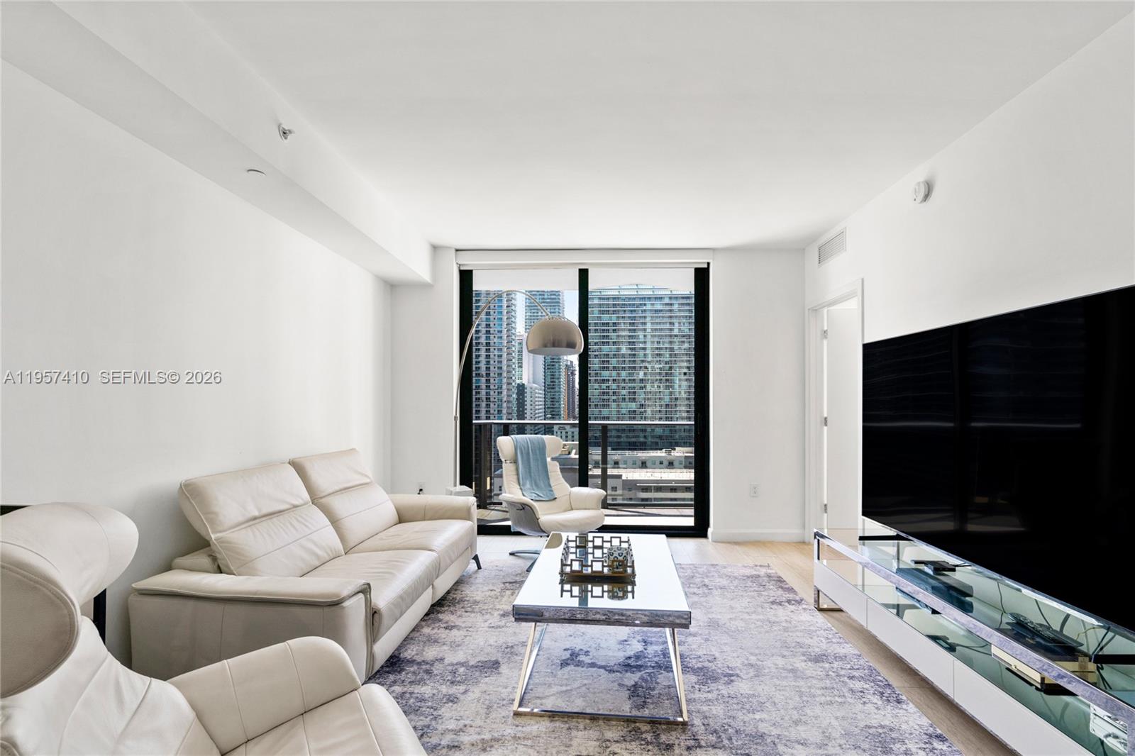 image Brickell Heights West8