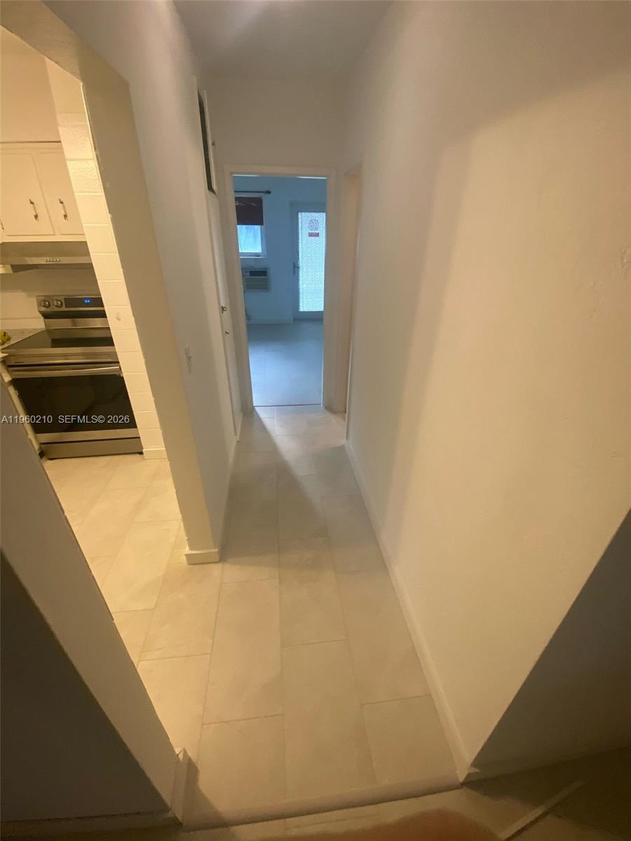 600 Layne #216 Hallandale Beach, FL 33009