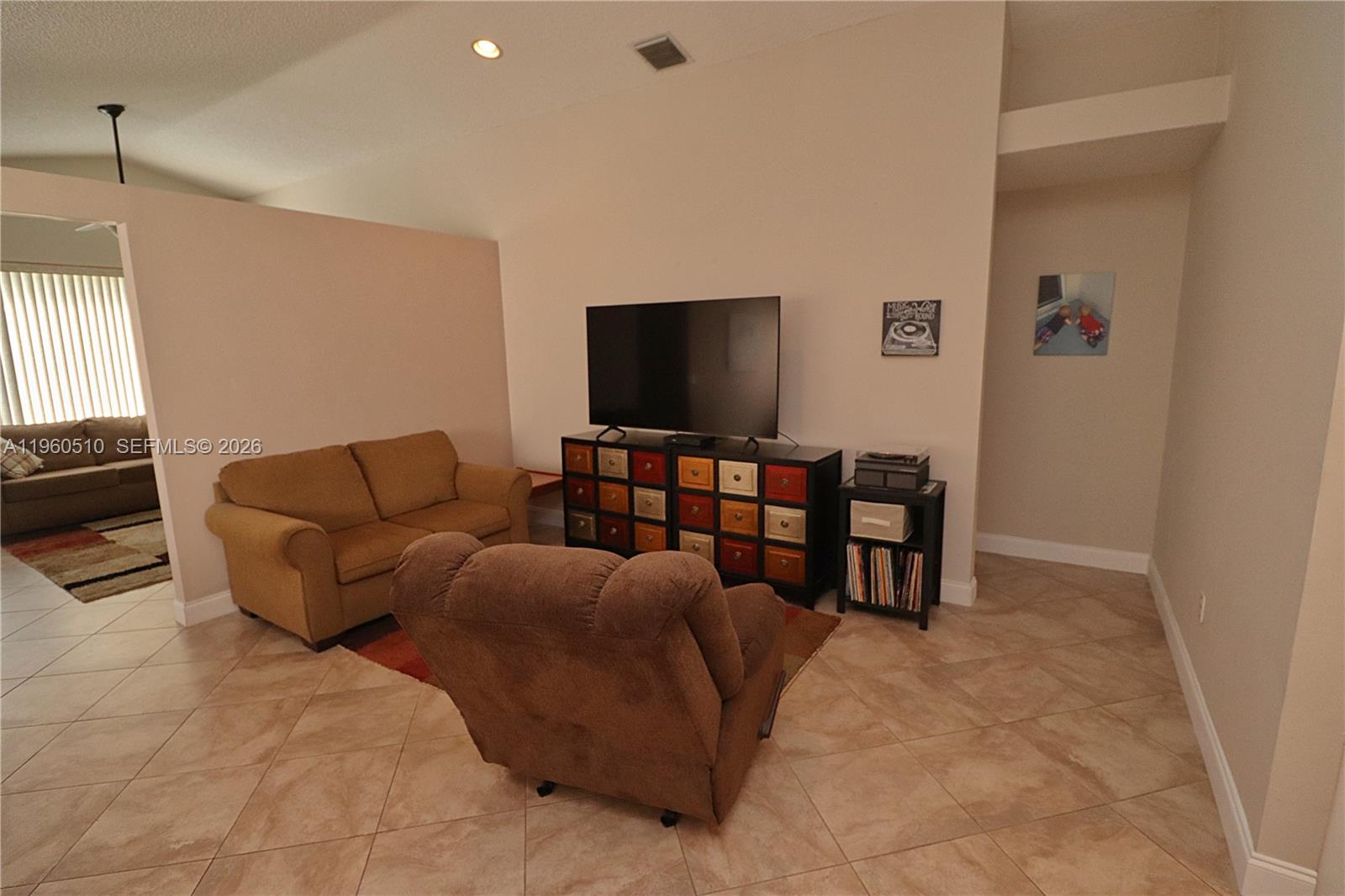 1523 NW 158th Ave Pembroke Pines, FL 33028