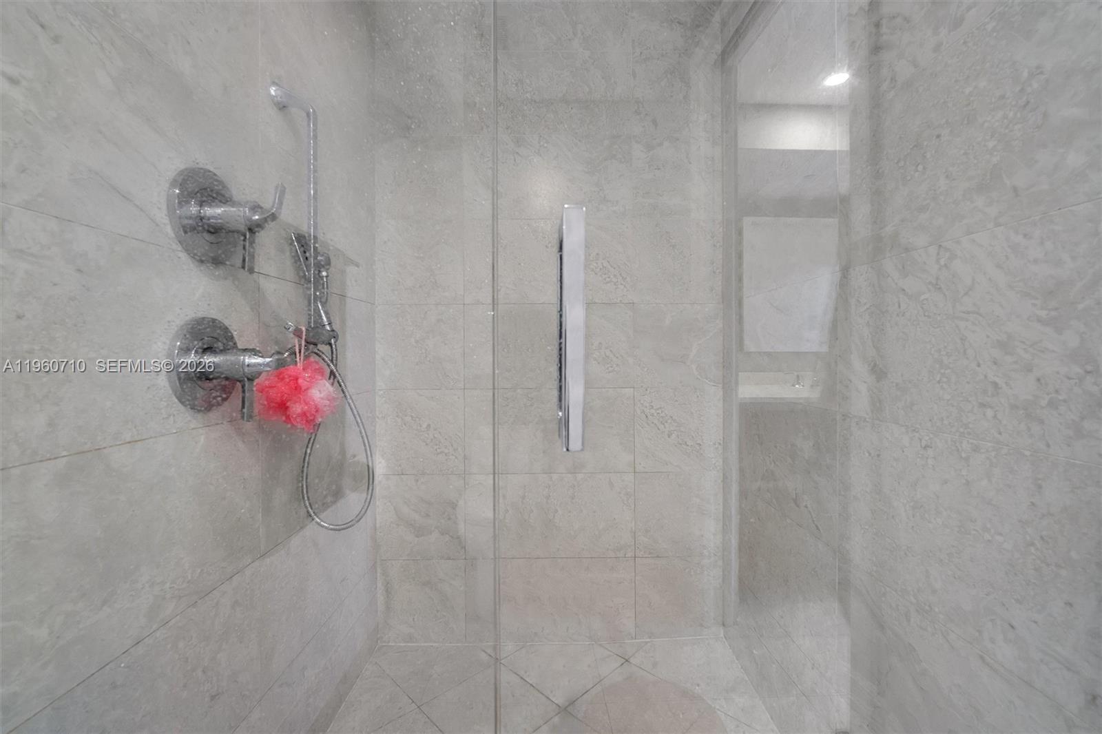 image Aria on the Bay23