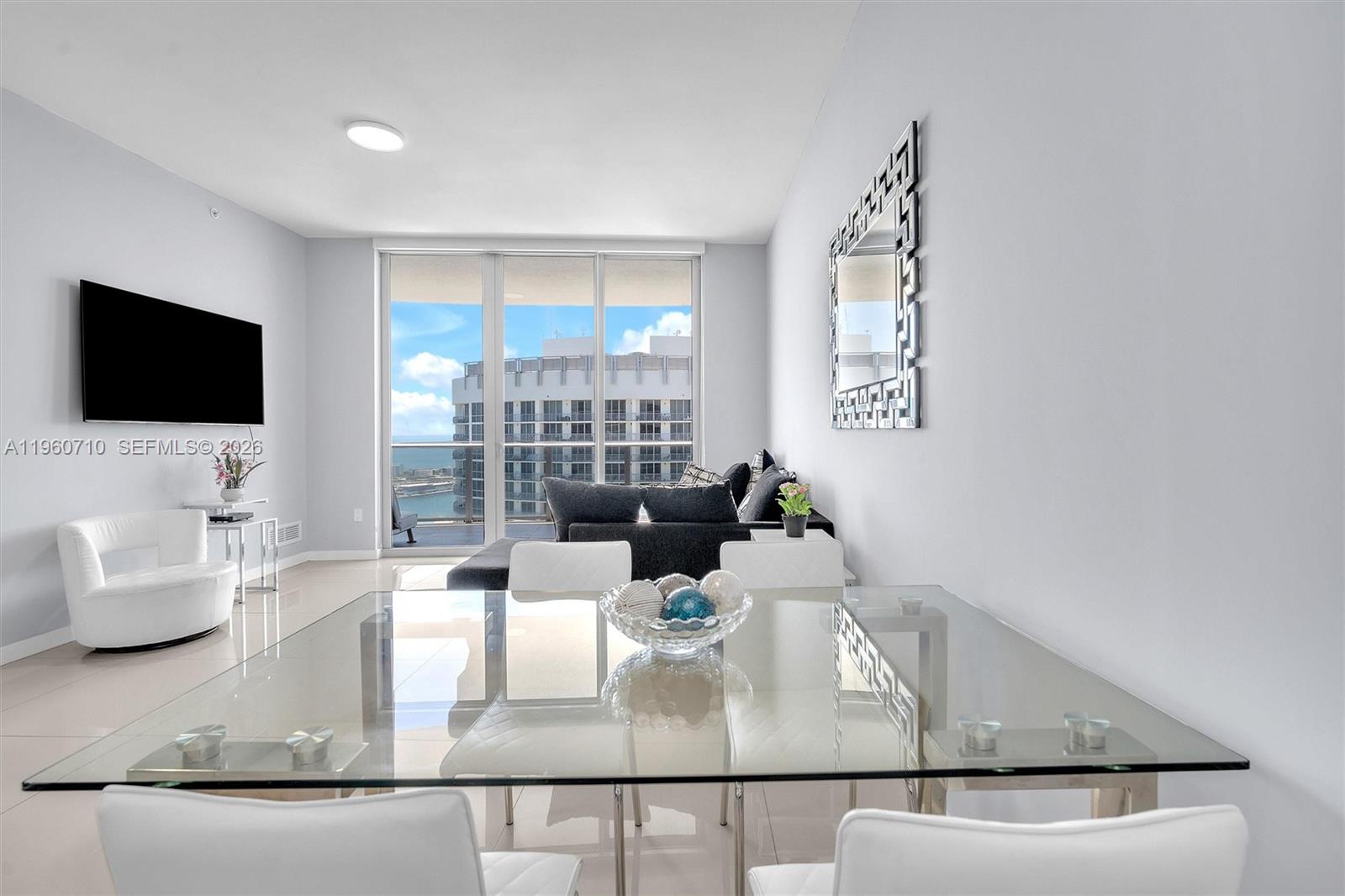 image Aria on the Bay6