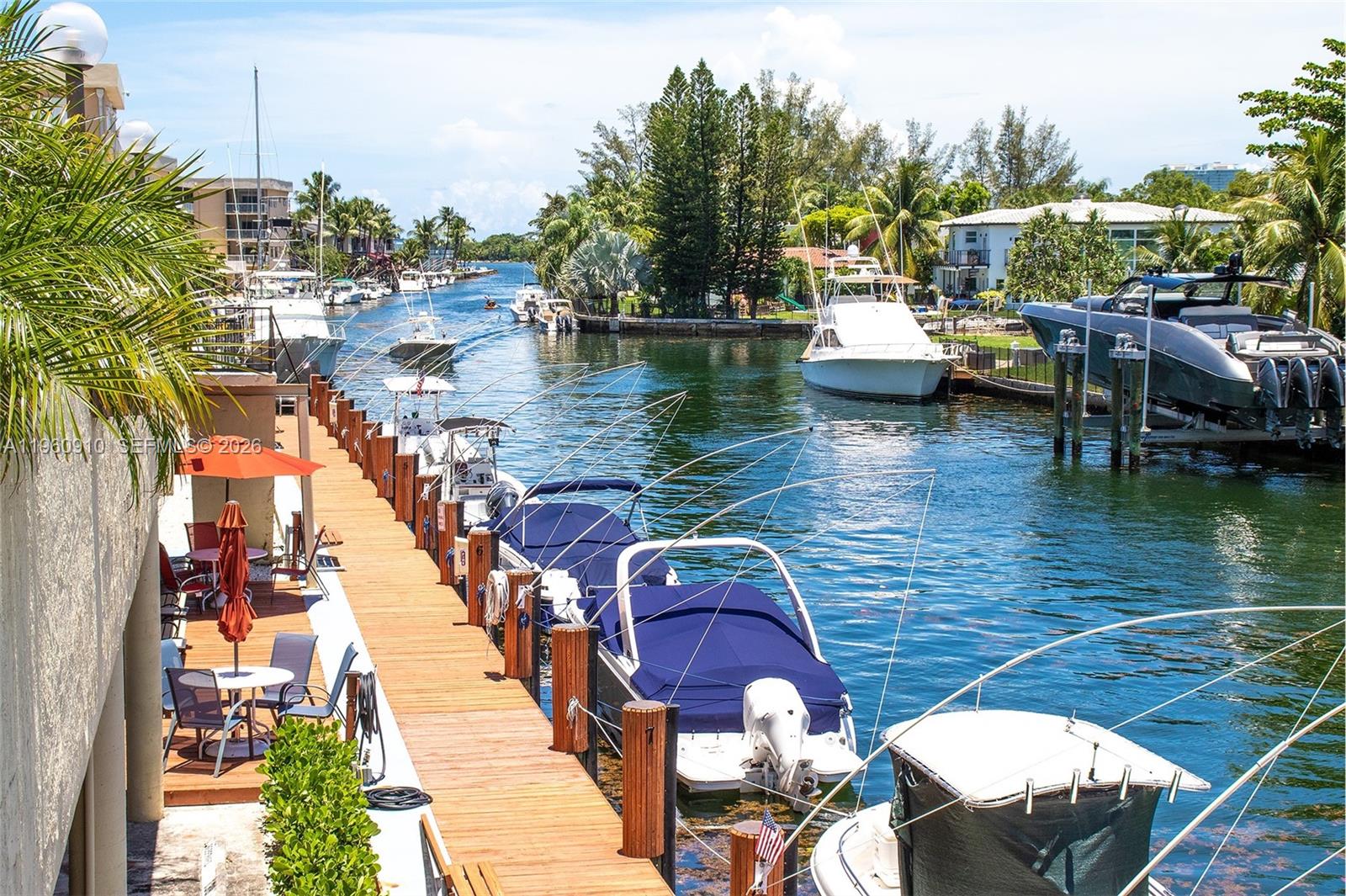 2500 NE 135th St #B506 North Miami, FL 33181