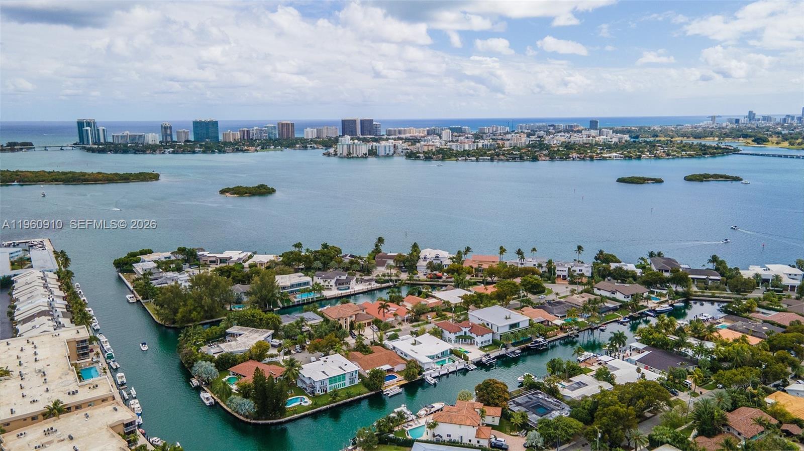 2500 NE 135th St #B506 North Miami, FL 33181