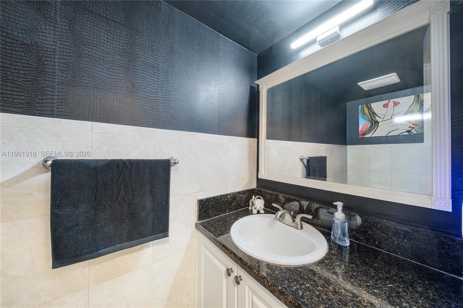 9971 W Bay Hbr Dr #206 Bay Harbor Islands, FL 33154