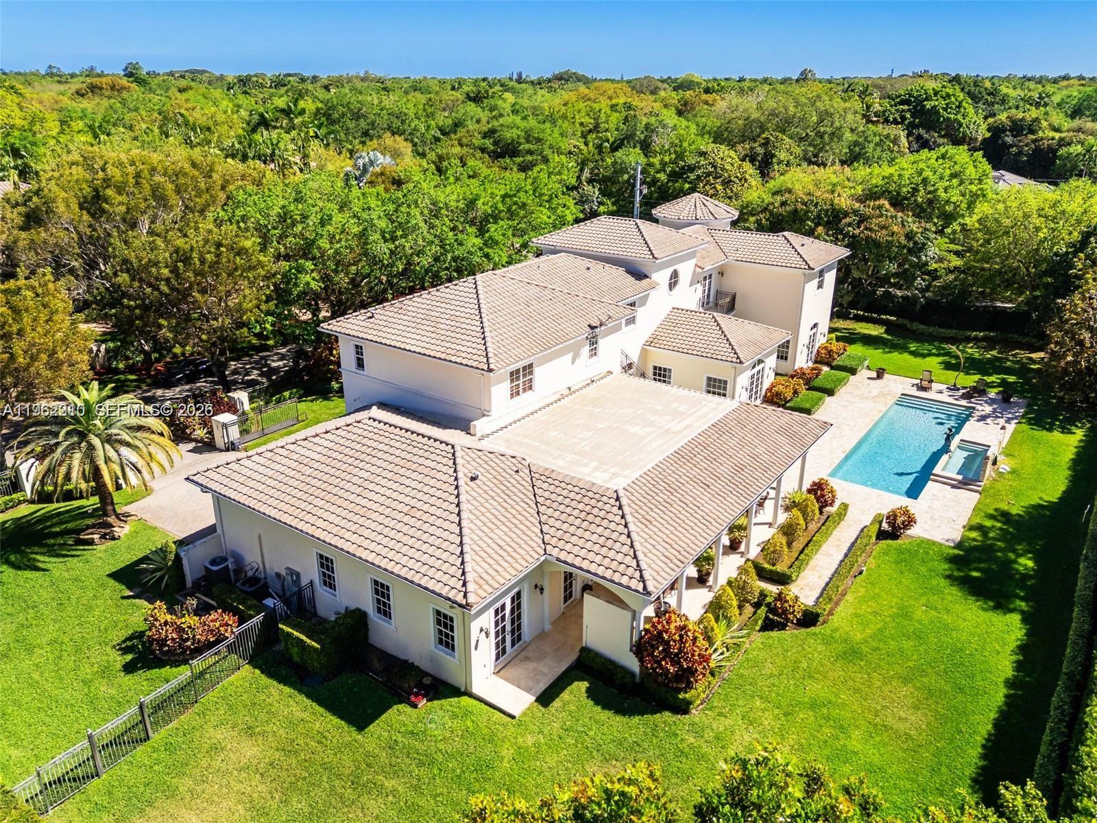 9076 SW 59th Ct Pinecrest, FL 33156