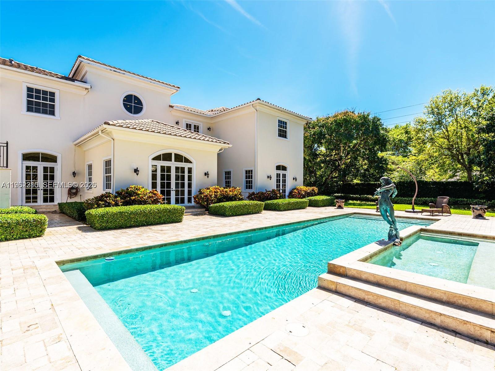 9076 SW 59th Ct Pinecrest, FL 33156