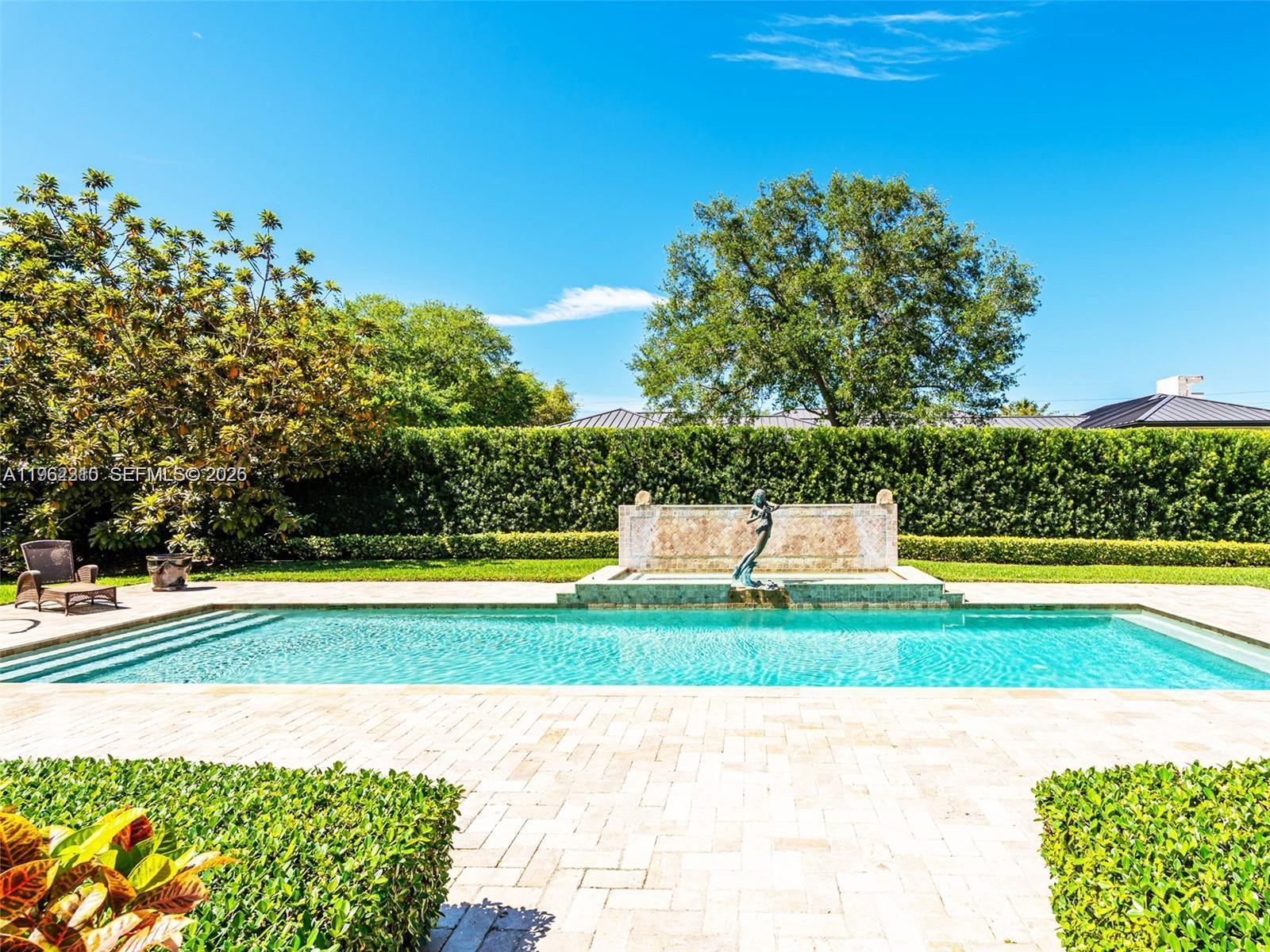 9076 SW 59th Ct Pinecrest, FL 33156