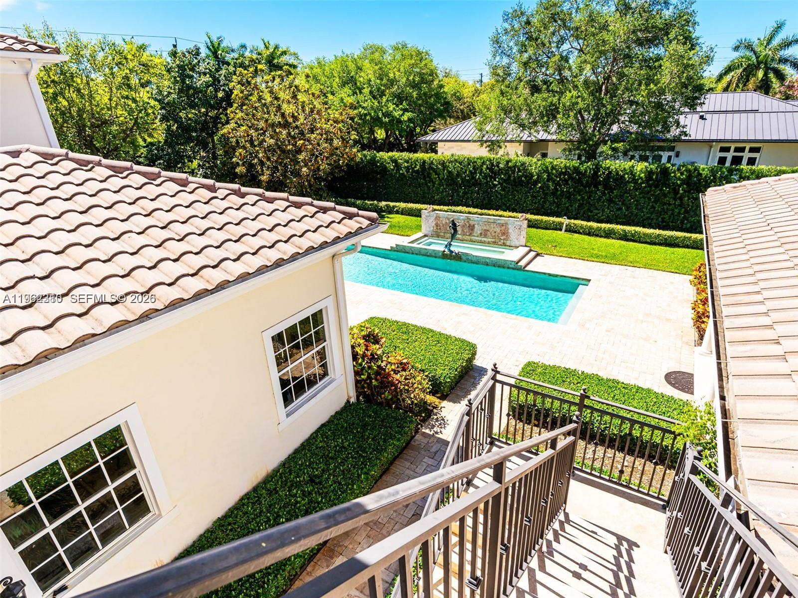 9076 SW 59th Ct Pinecrest, FL 33156