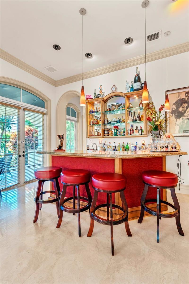 9076 SW 59th Ct Pinecrest, FL 33156