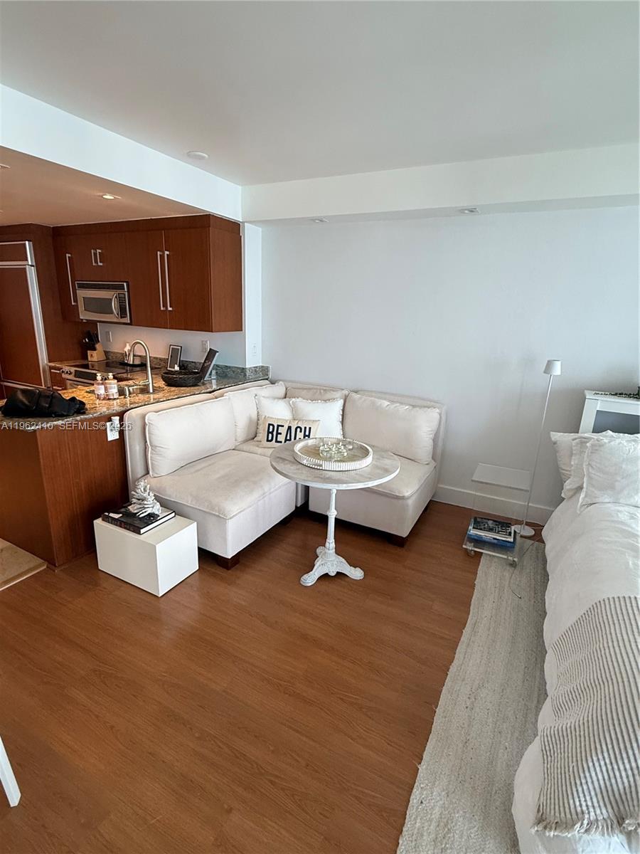 image Harbour House9