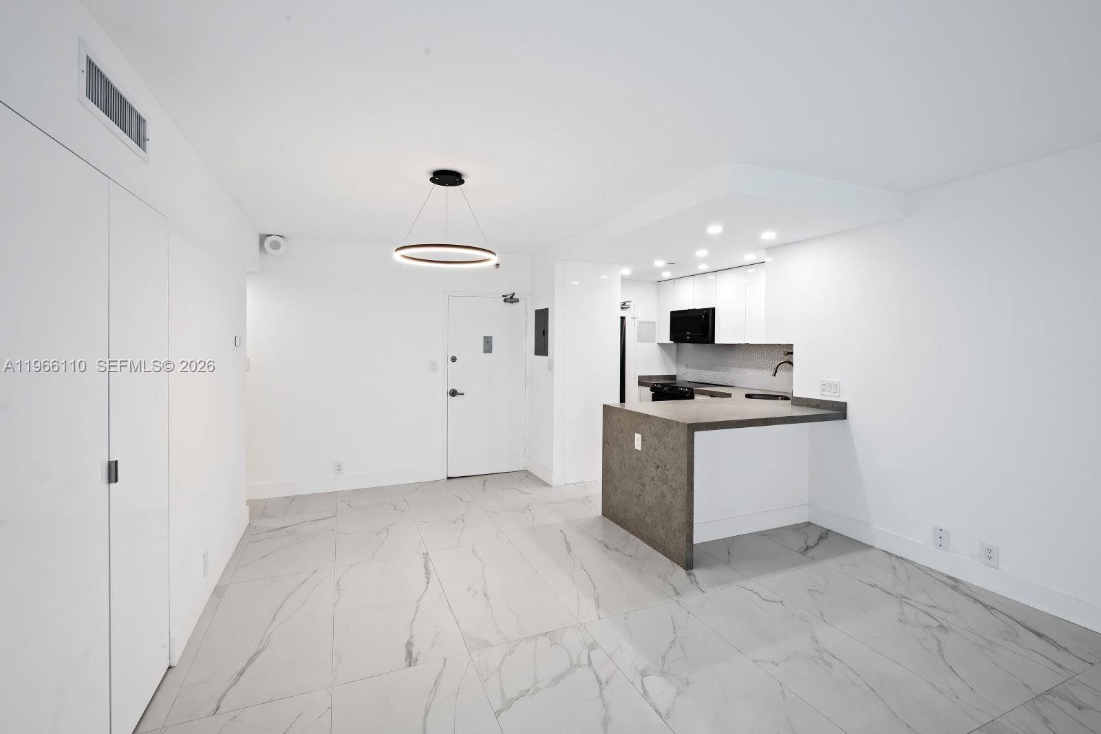 1000 West Ave #1024 Miami Beach, FL 33139