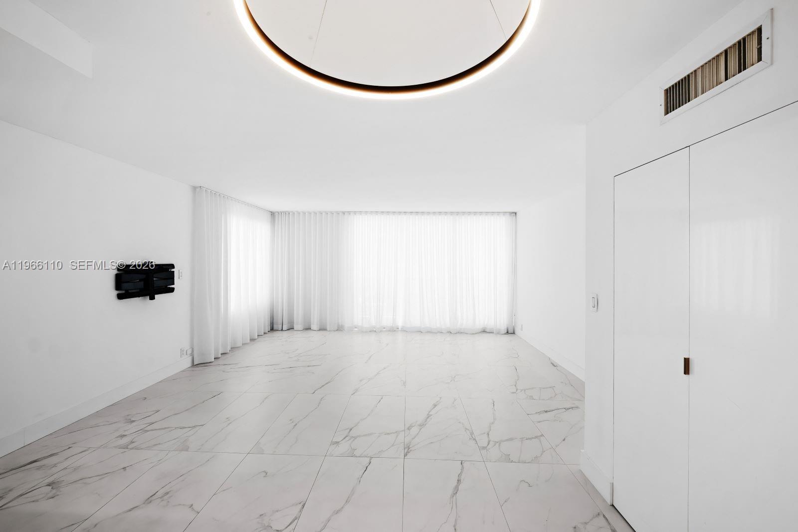 1000 West Ave #1024 Miami Beach, FL 33139