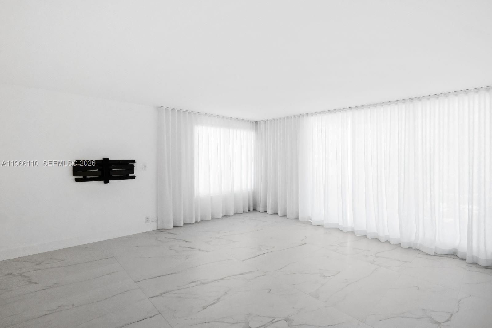 1000 West Ave #1024 Miami Beach, FL 33139