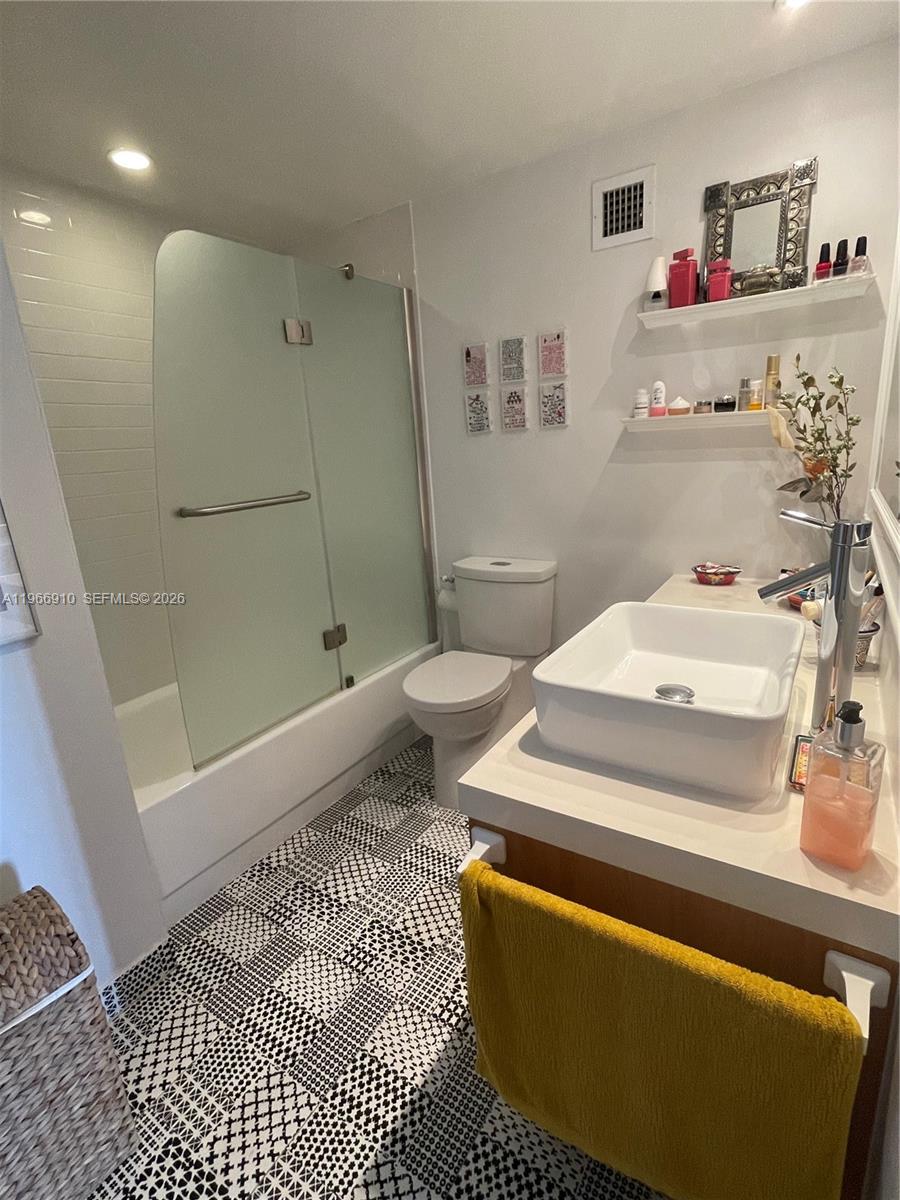 image Mirador 1200 (North Tower)17