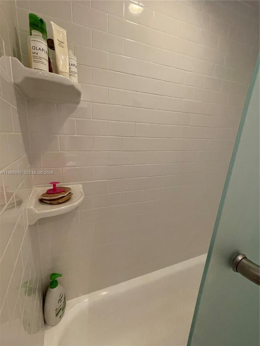 image Mirador 1200 (North Tower)42