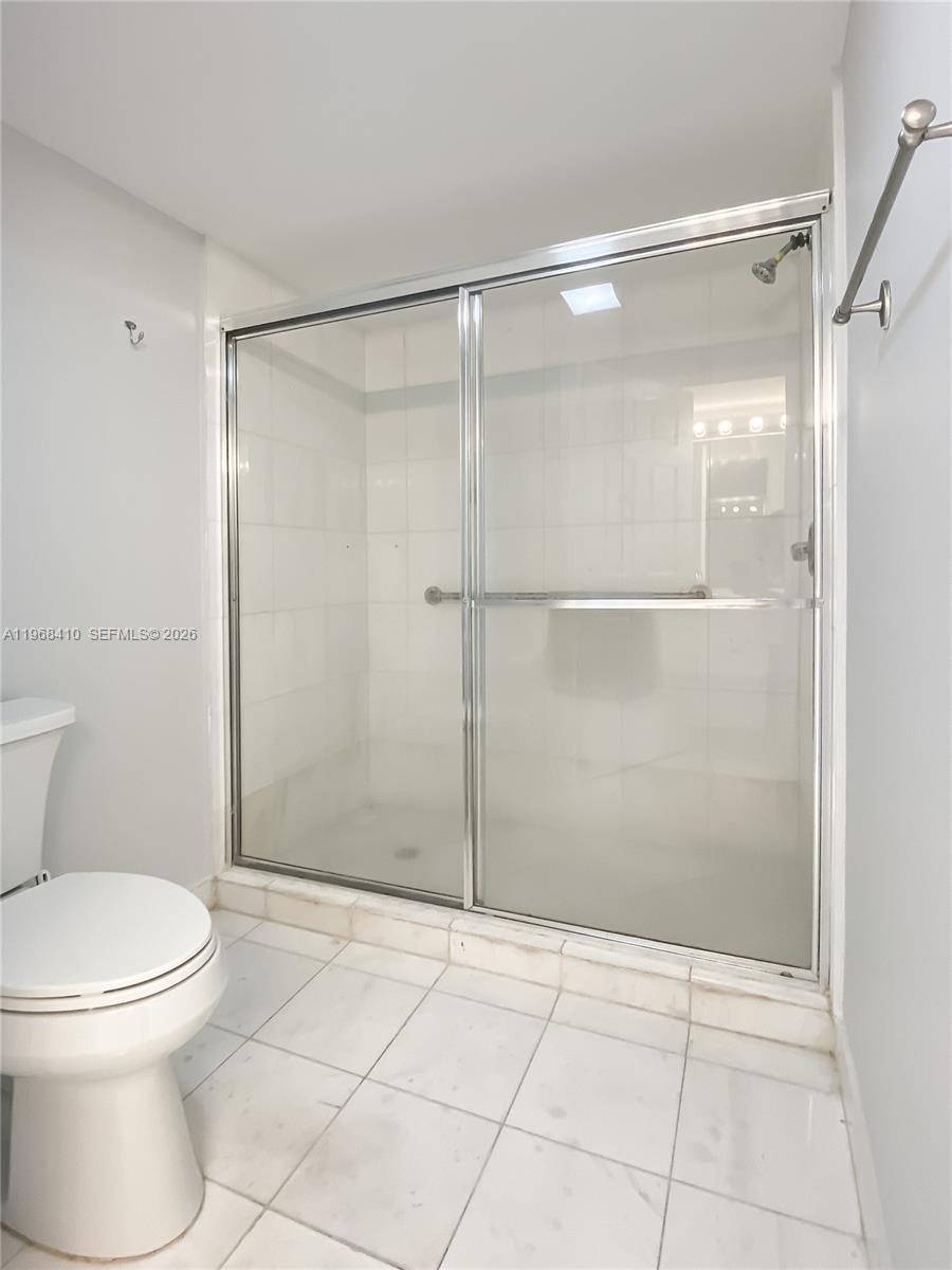 3400 NE 192nd St #LPH7 Aventura, FL 33180