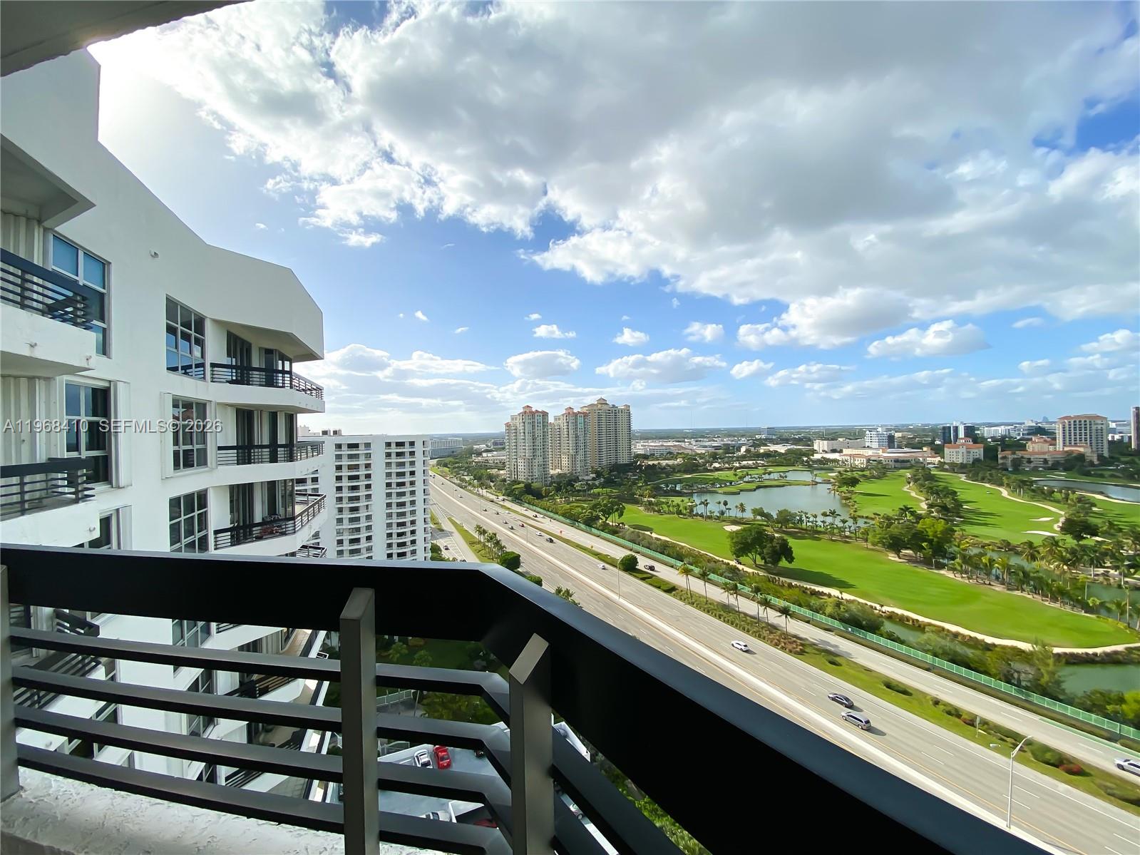 3400 NE 192nd St #LPH7 Aventura, FL 33180