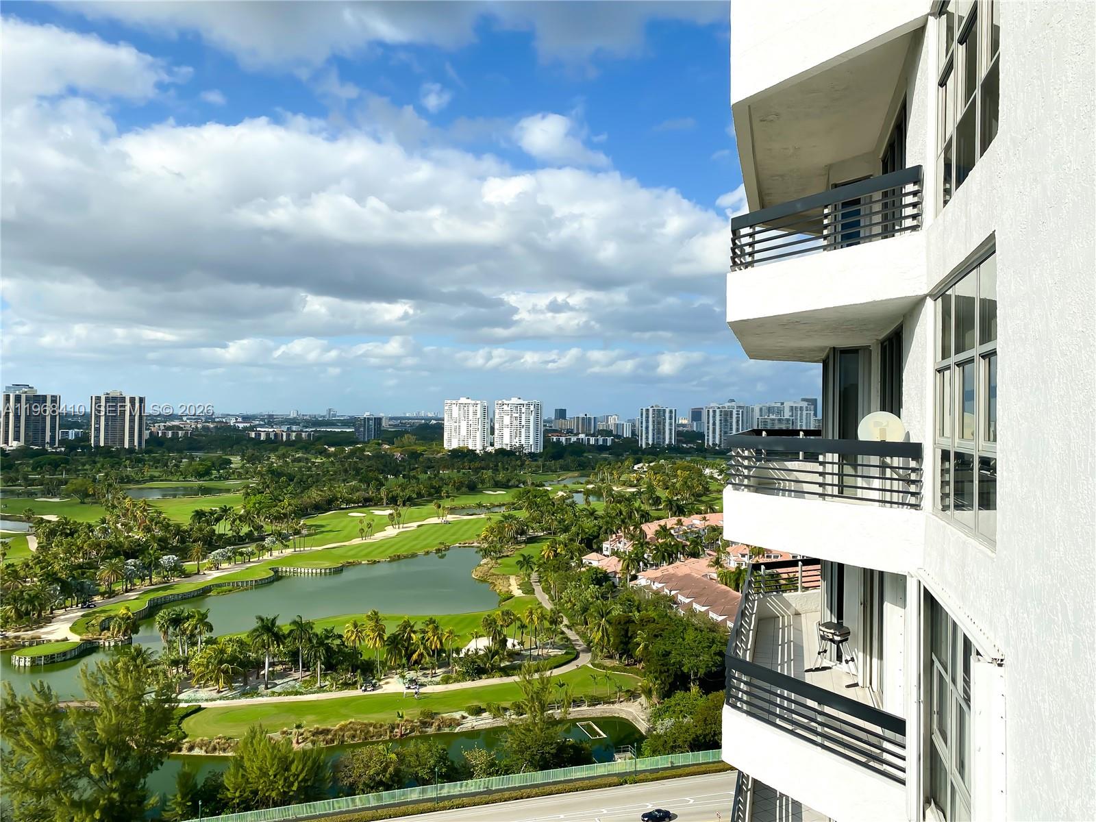 3400 NE 192nd St #LPH7 Aventura, FL 33180