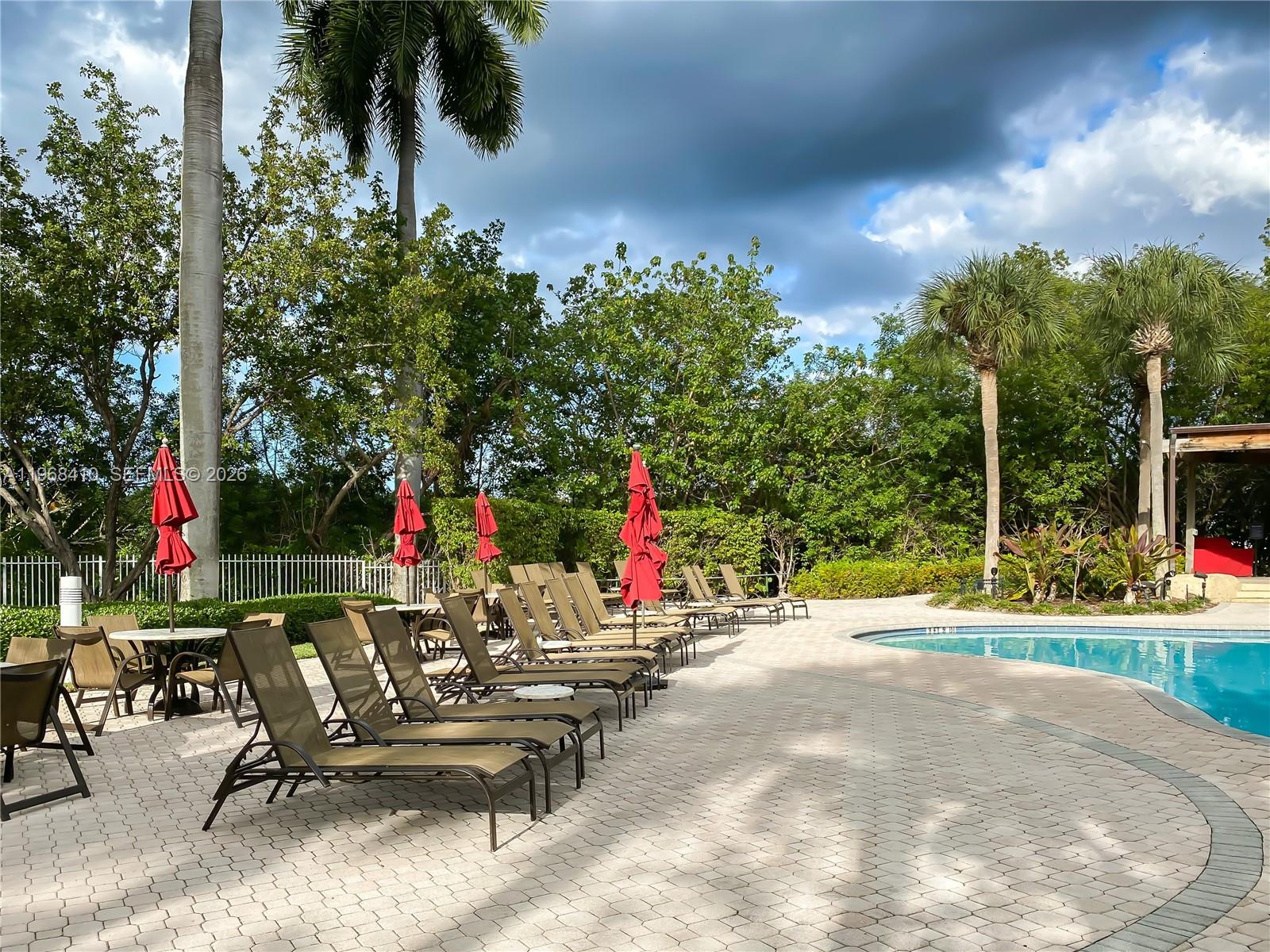 3400 NE 192nd St #LPH7 Aventura, FL 33180