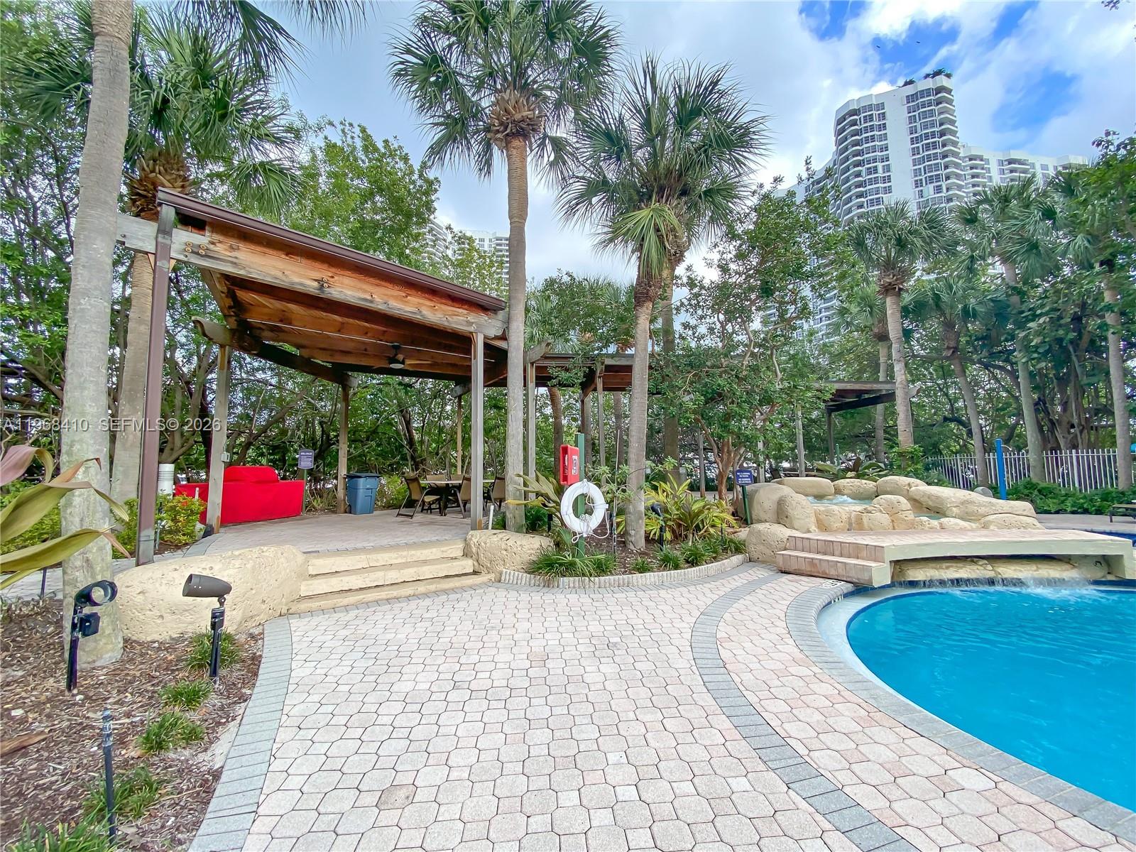 3400 NE 192nd St #LPH7 Aventura, FL 33180
