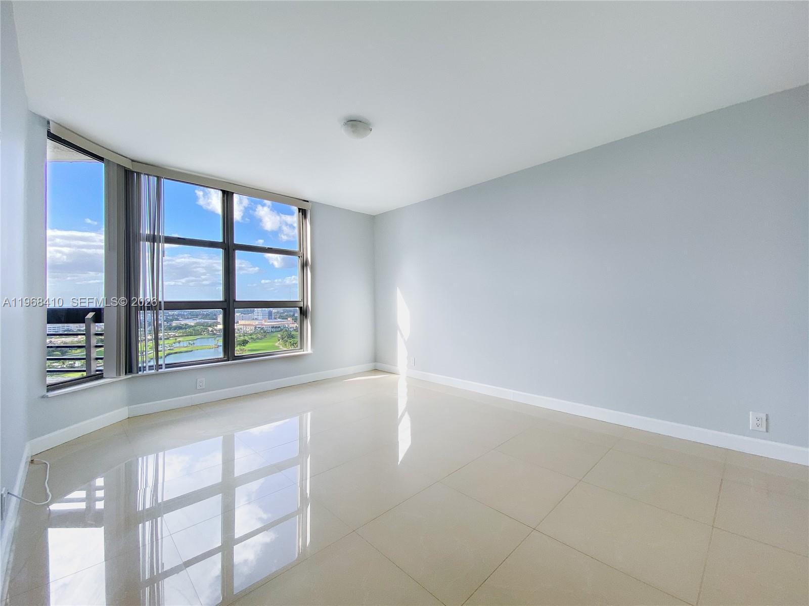 3400 NE 192nd St #LPH7 Aventura, FL 33180