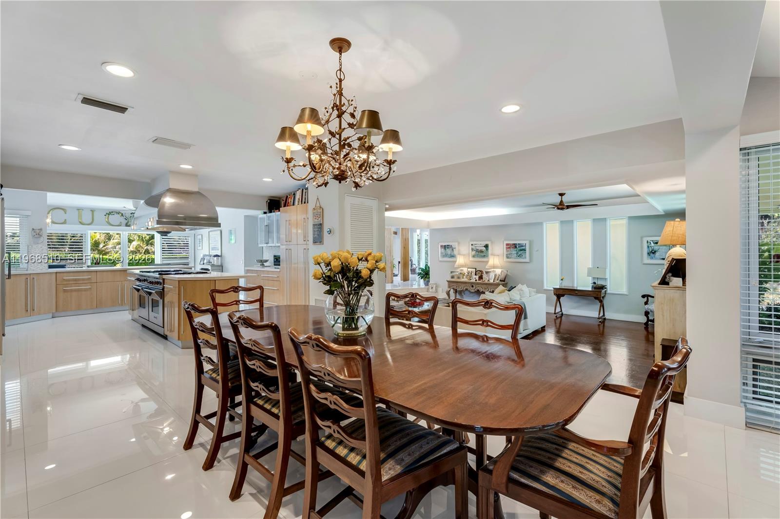 13300 SW 69th Ave Pinecrest, FL 33156