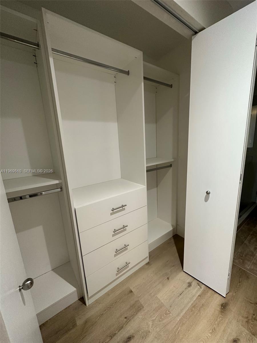 image Courts Brickell Key8