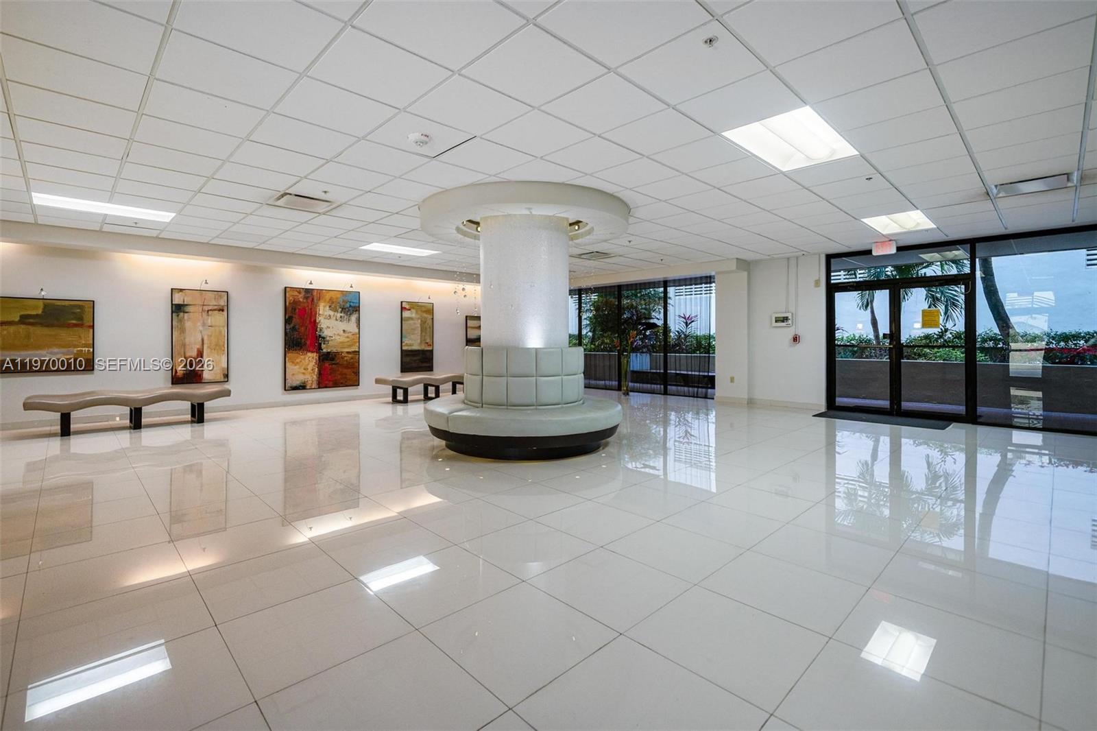 1623 Collins Ave #PH1010 Miami Beach, FL 33139