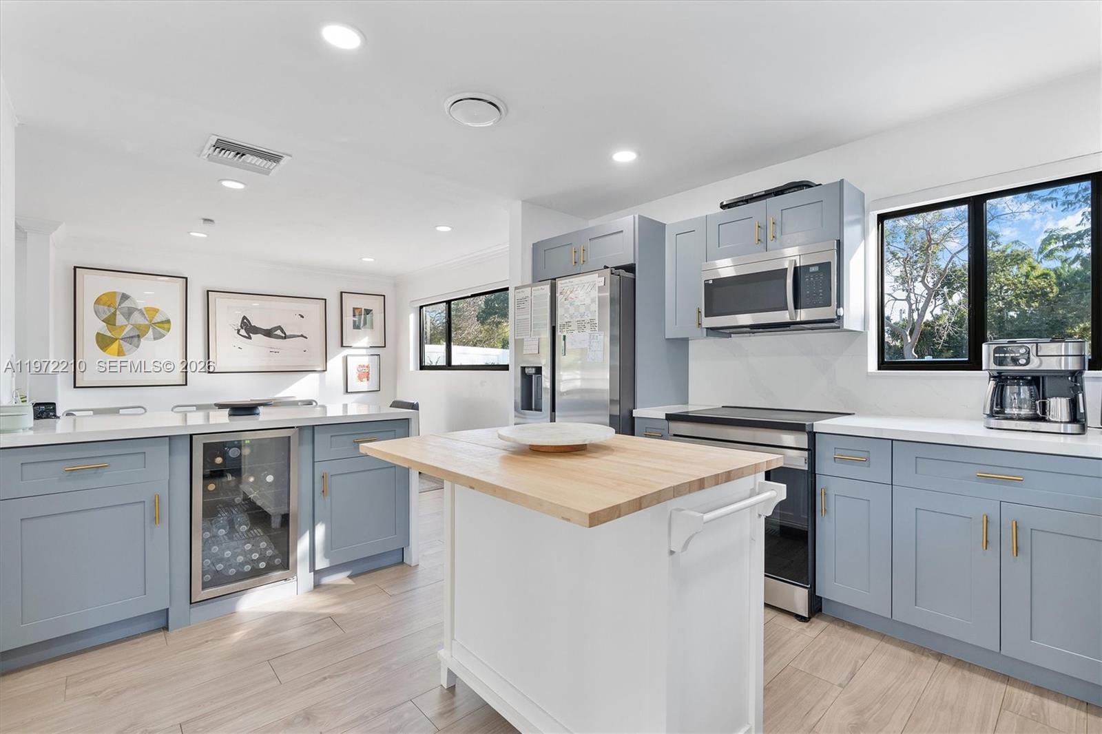 8201 SW 151st St Palmetto Bay, FL 33158