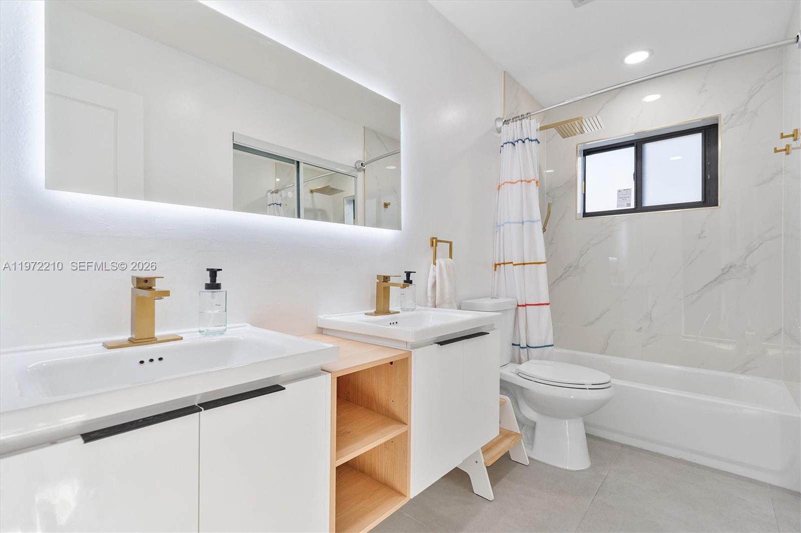 8201 SW 151st St Palmetto Bay, FL 33158