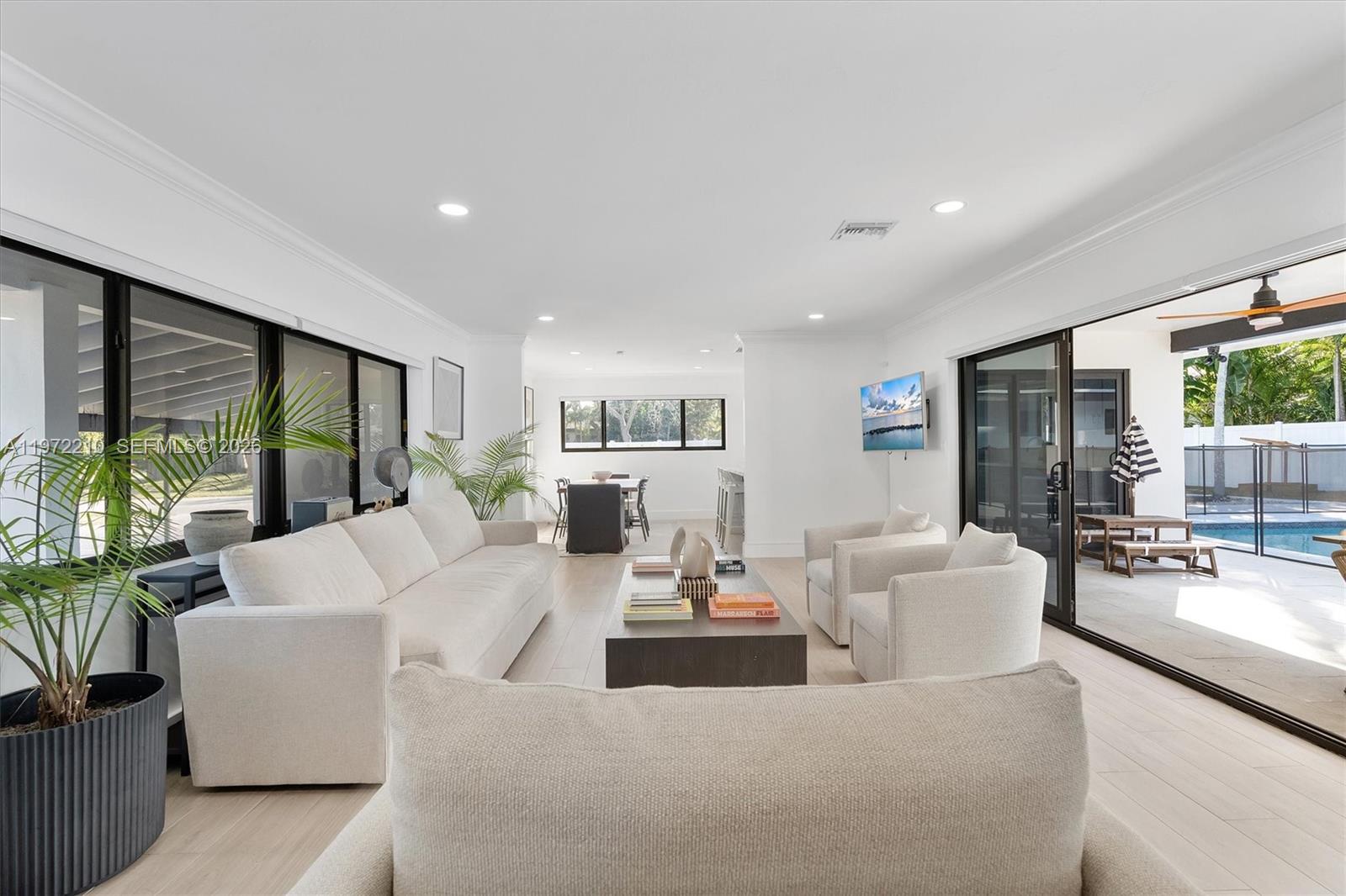 8201 SW 151st St Palmetto Bay, FL 33158