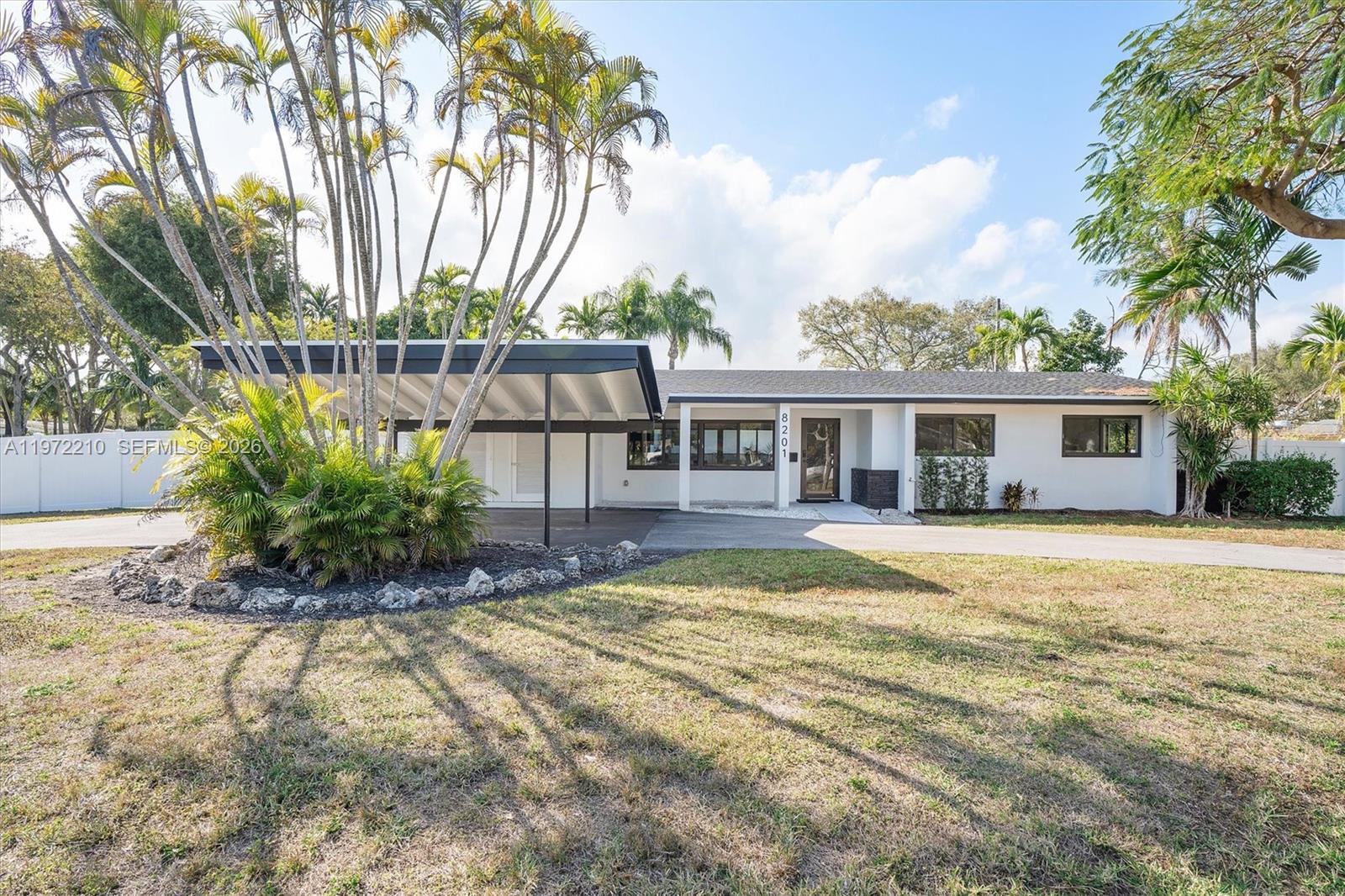 8201 SW 151st St Palmetto Bay, FL 33158