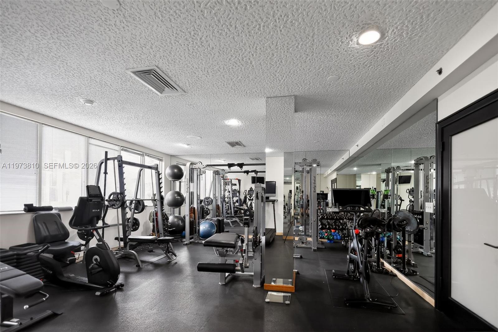 3000 Holiday Dr #1505 Fort Lauderdale, FL 33316