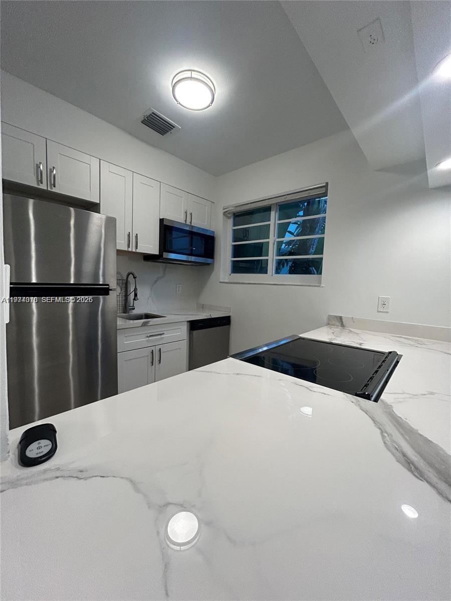 359 Meridian Ave #A207 Miami Beach, FL 33139