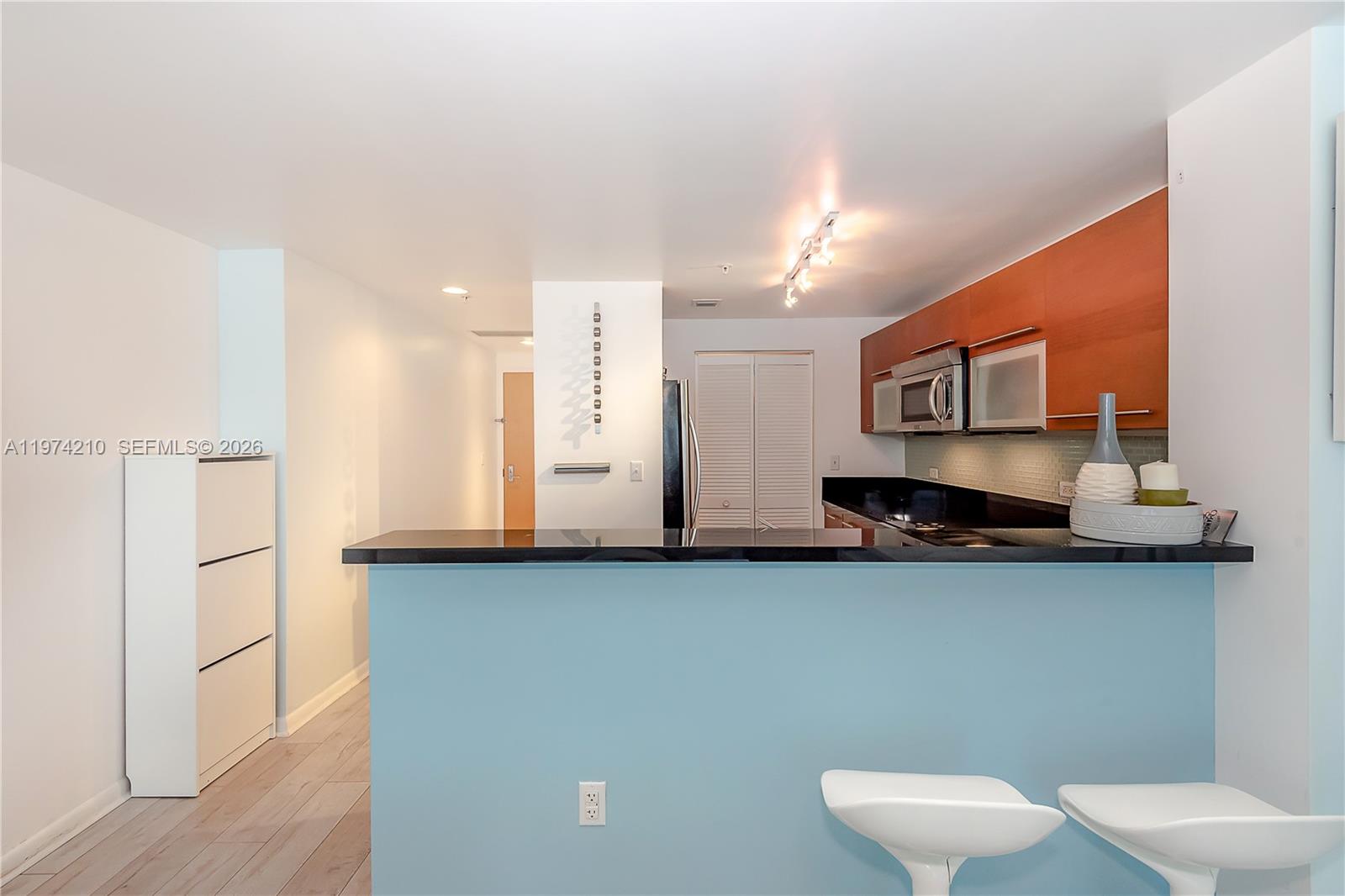 image Vizcayne North5