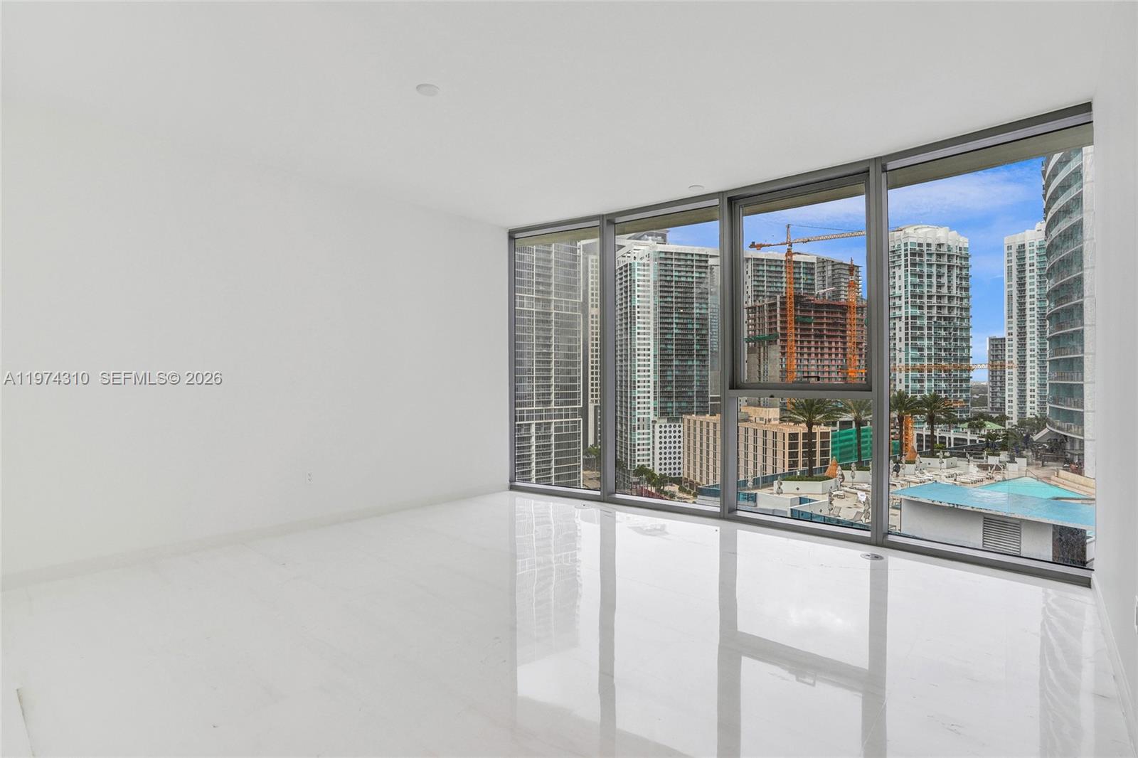 300 Biscayne Blvd Way #1807 Miami, FL 33131